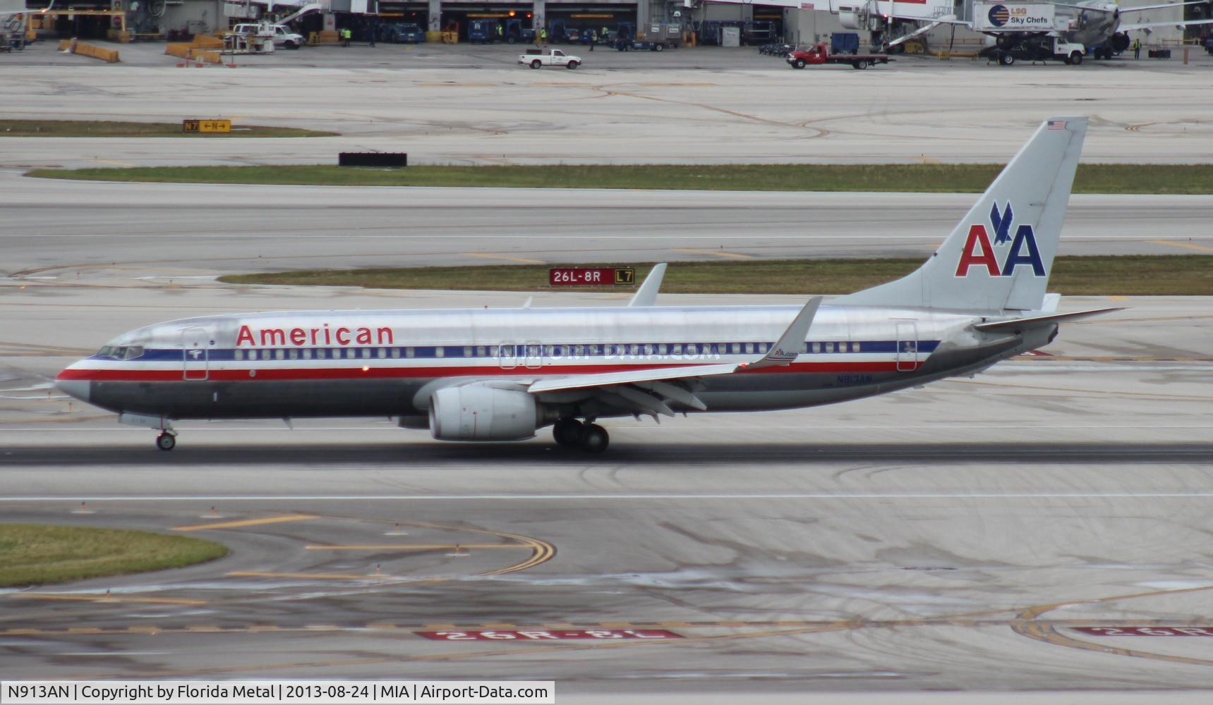 N913AN, 1999 Boeing 737-823 C/N 29514, American 737-800