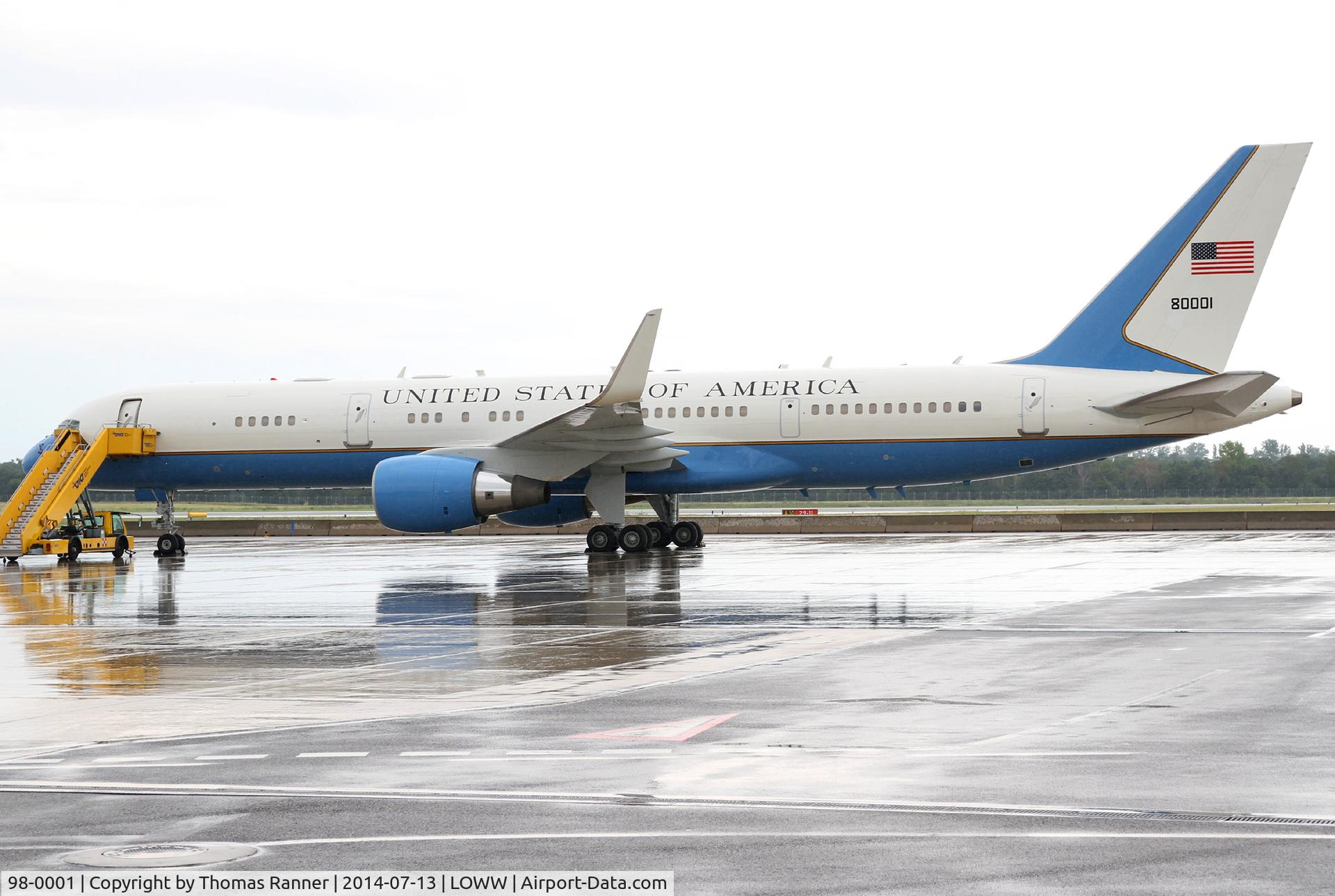 98-0001, 1998 Boeing VC-32A (757-200) C/N 29025, USAF C-32A