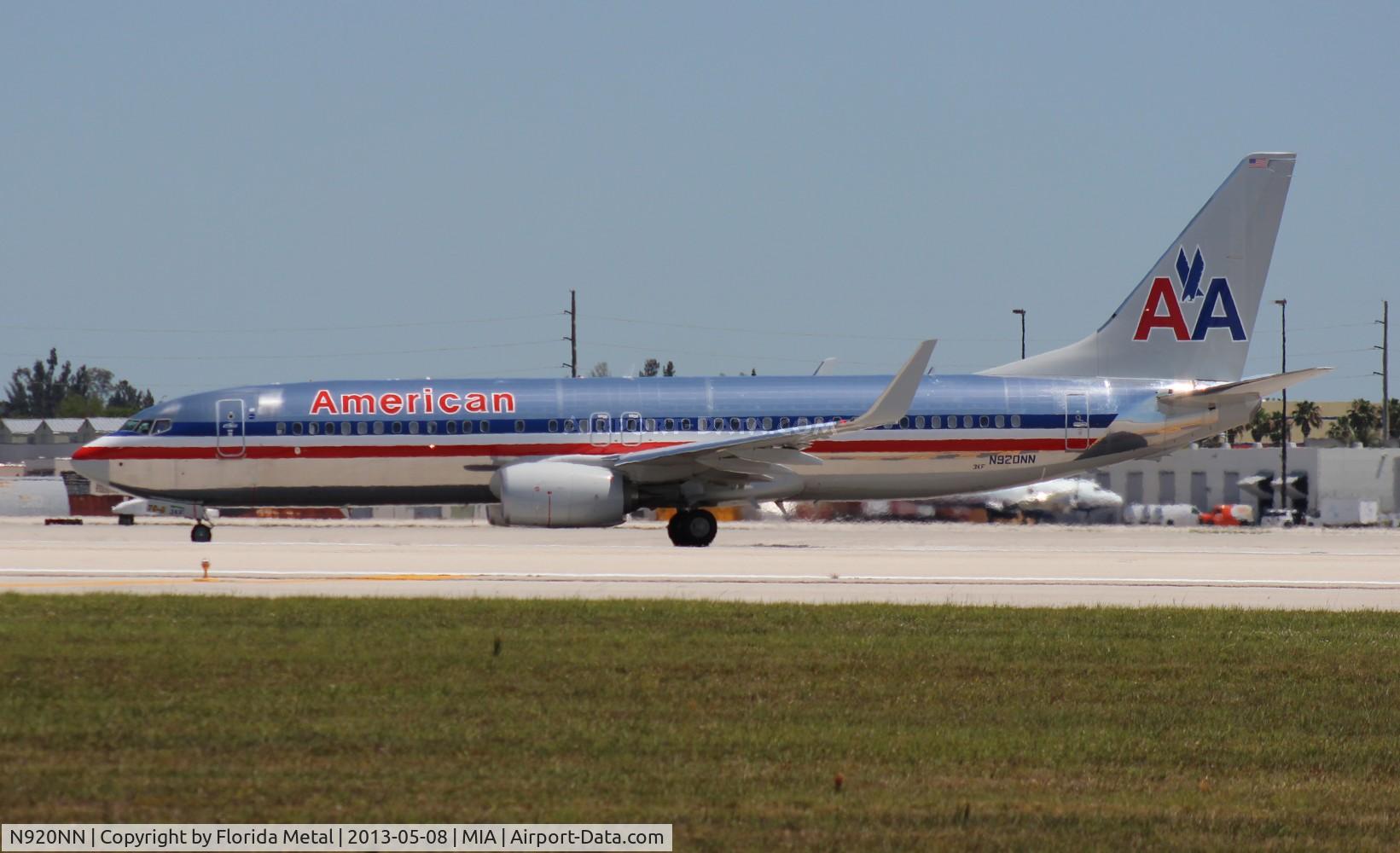 N920NN, 2013 Boeing 737-823 C/N 31165, American 737-800