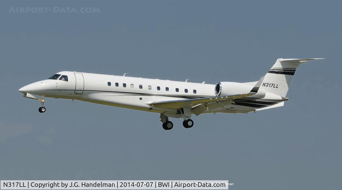 N317LL, 2007 Embraer EMB-135BJ Legacy 600 C/N 14501007, On final to 33L.