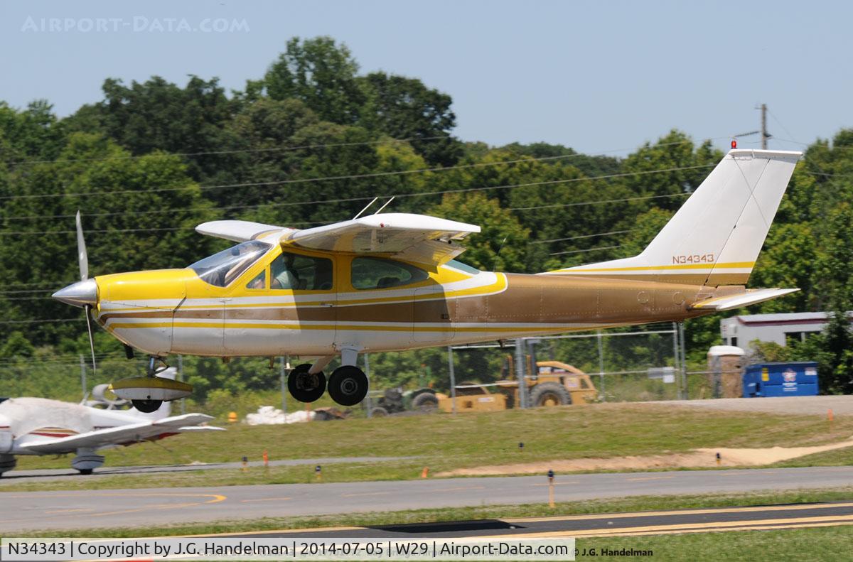 N34343, 1972 Cessna 177B Cardinal C/N 17701772, Landing at Bay Bridge Airport.