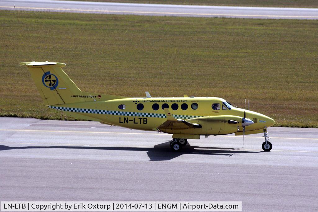 LN-LTB, 2008 Hawker Beechcraft B200 Super King Air C/N BB-2001, LN-LTB, Photo taken from the SAS Museum
