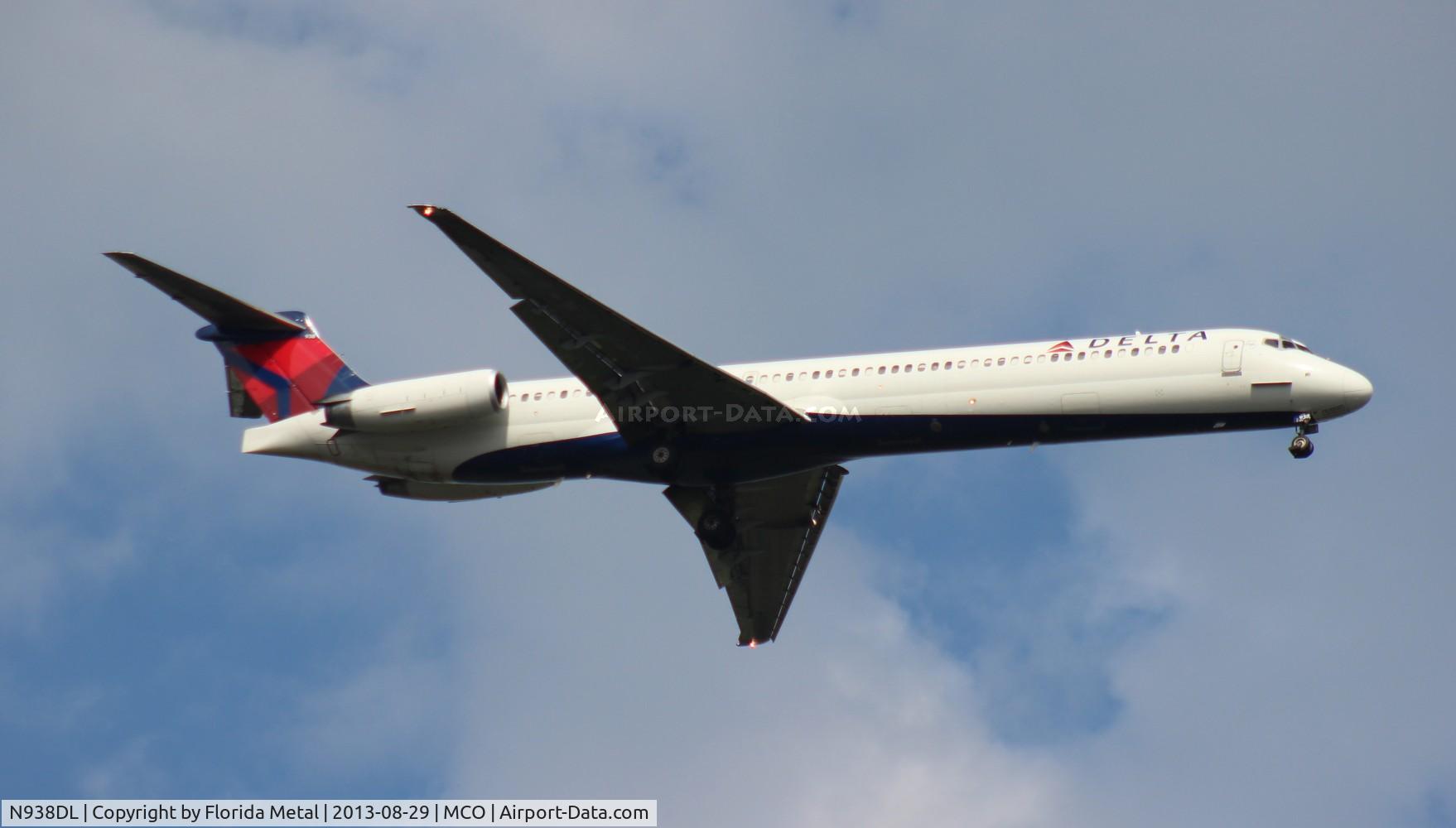 N938DL, 1989 McDonnell Douglas MD-88 C/N 49811, Delta MD-88