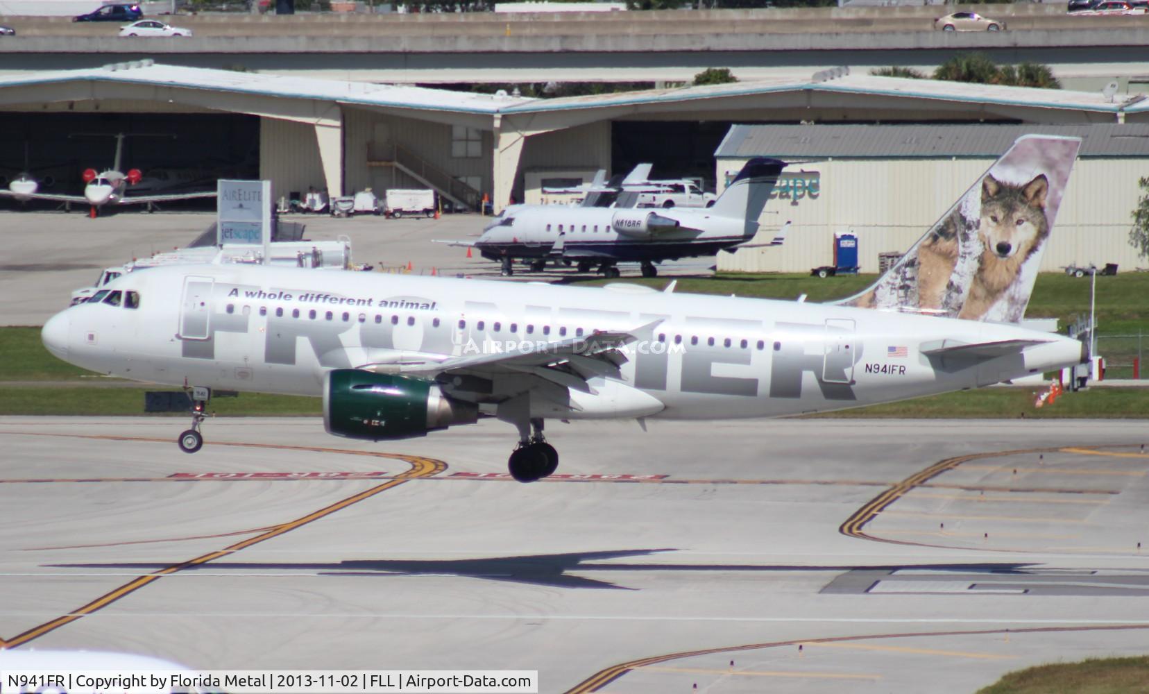 N941FR, 2005 Airbus A319-112 C/N 2483, Lobo Gray Wolf