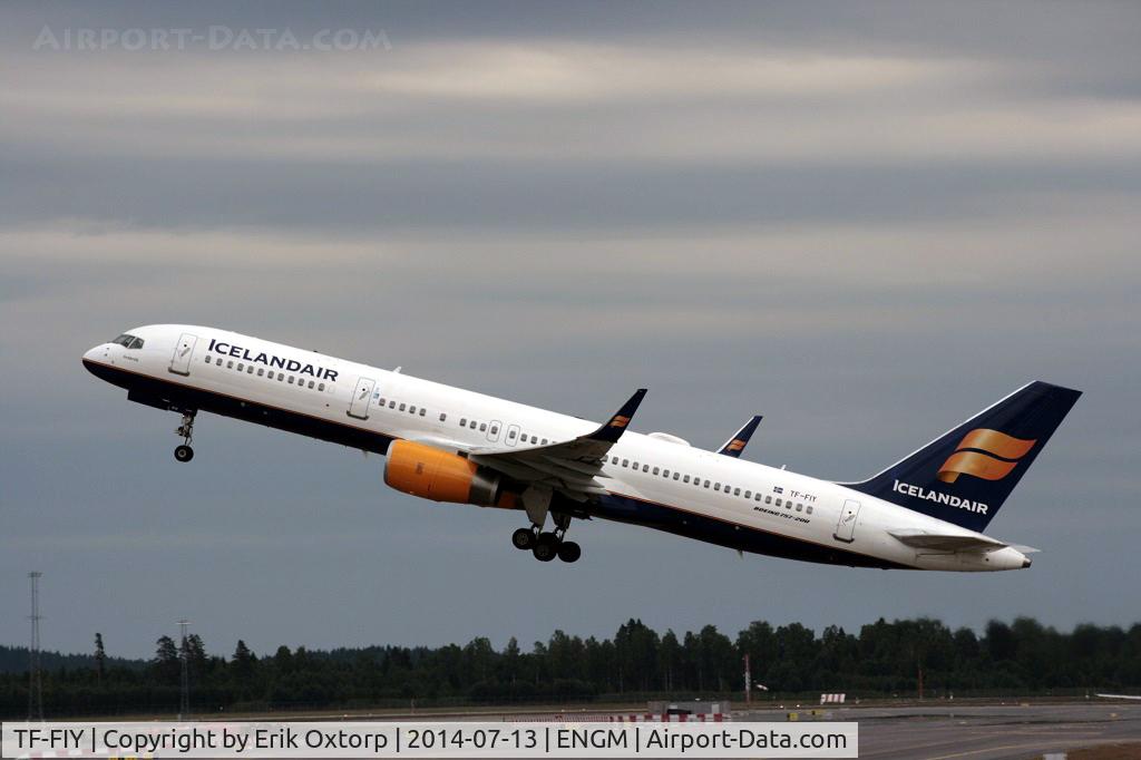TF-FIY, 2000 Boeing 757-256 C/N 29312, TF-FIY. Photo taken from the SAS museum