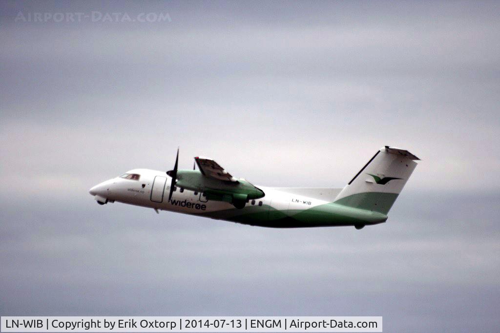 LN-WIB, 1993 De Havilland Canada DHC-8-103B Dash 8 C/N 360, LN-WIB taking off, OSL
