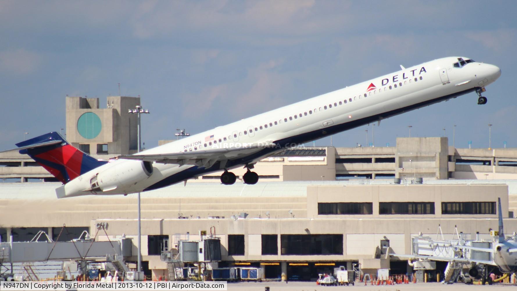 N947DN, 1996 McDonnell Douglas MD-90-30 C/N 53355, Delta MD-90