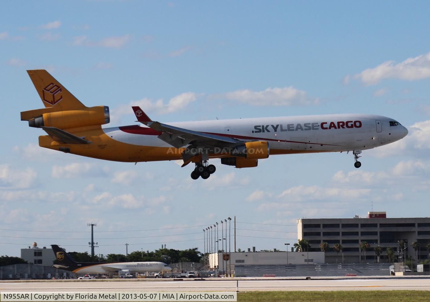 N955AR, 1992 McDonnell Douglas MD-11F C/N 48496, Skylease MD-11F