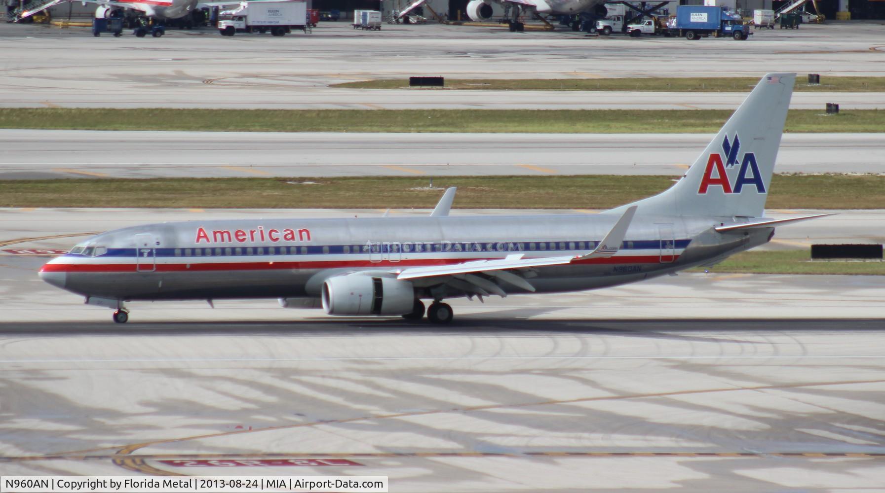 N960AN, 2001 Boeing 737-823 C/N 29542, American 737-800