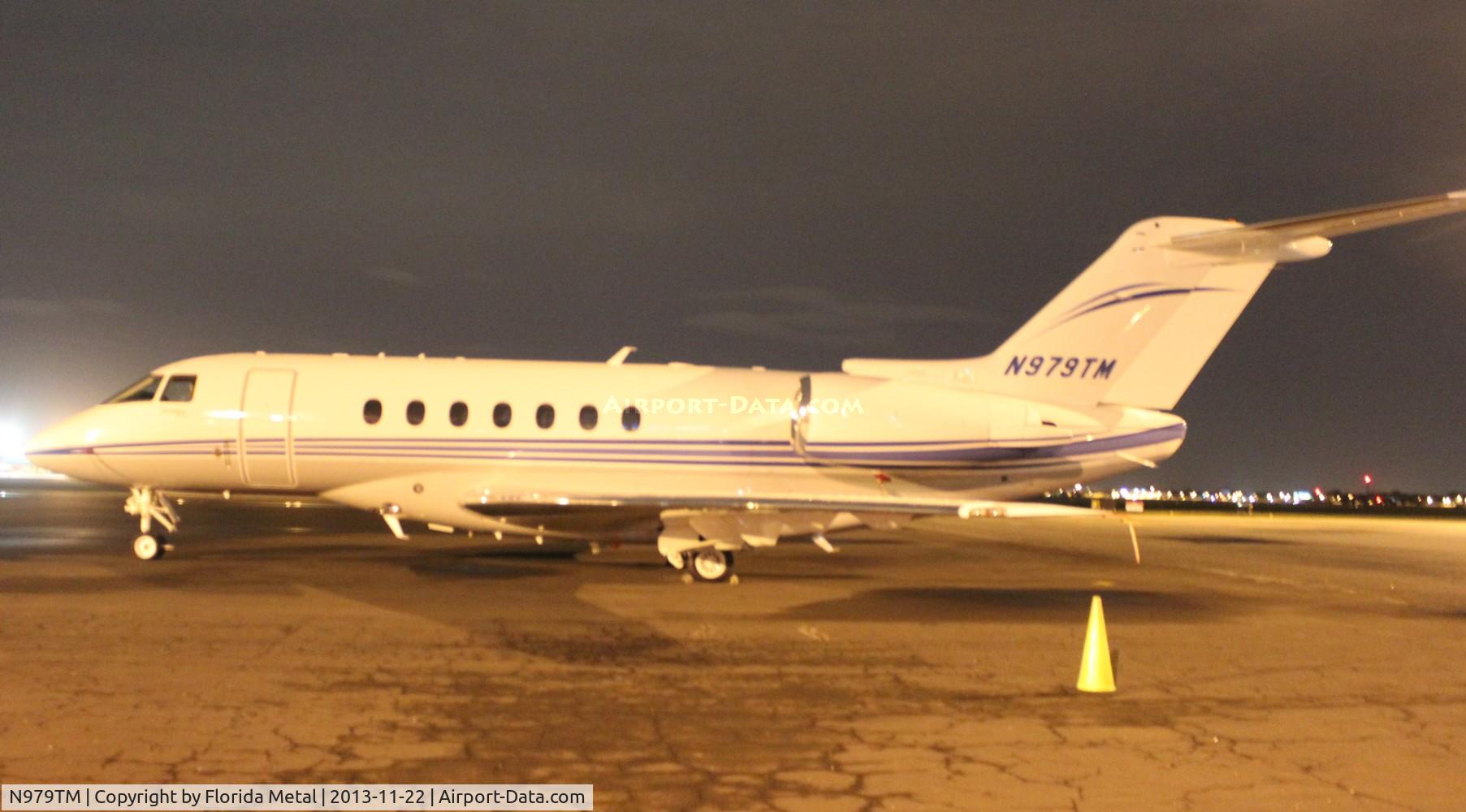 N979TM, 2009 Hawker Beechcraft 4000 C/N RC-28, Hawker 4000