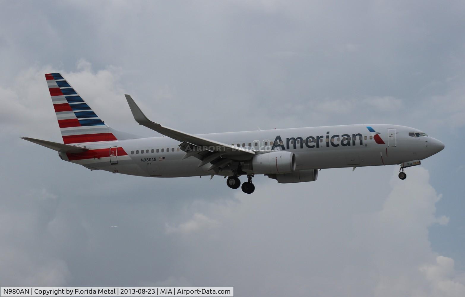 N980AN, Boeing 737-823 C/N 30101, American 737-800