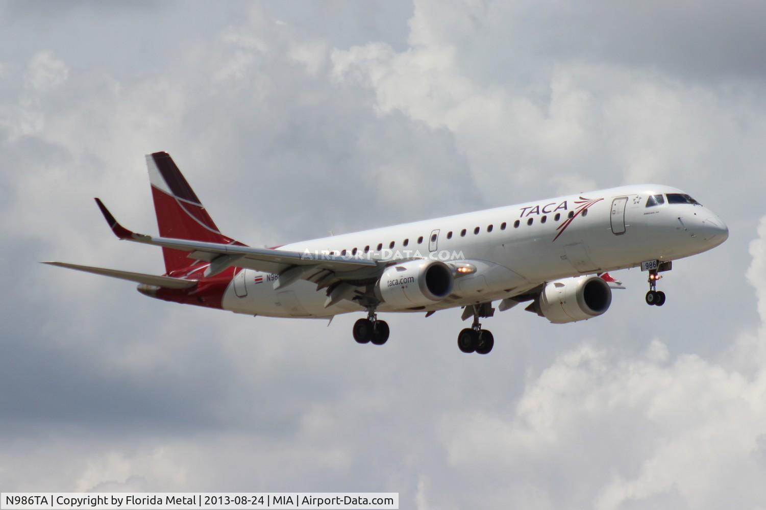 N986TA, Embraer ERJ-190-100 IGW 190AR C/N 19000360, Taca E190