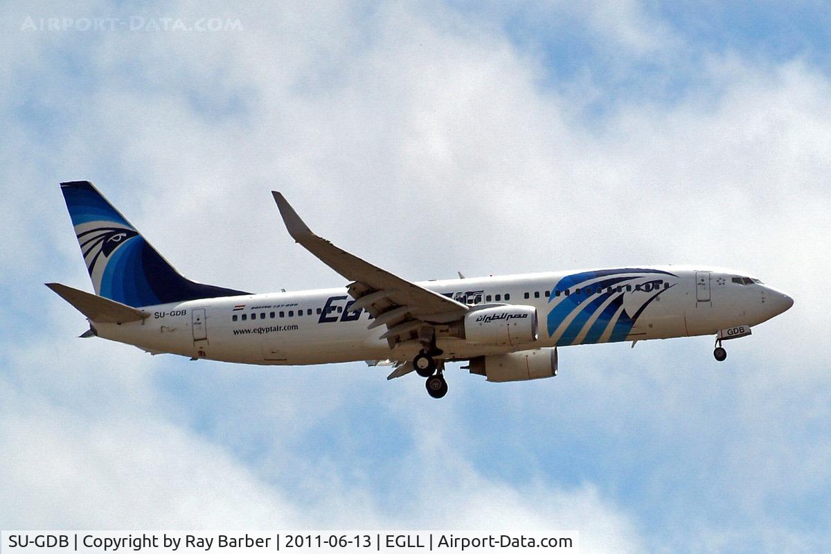 SU-GDB, 2009 Boeing 737-866 C/N 35567, Boeing 737-866 [35567] (EgyptAir) Home~G 13/06/2011. On approach 27L.