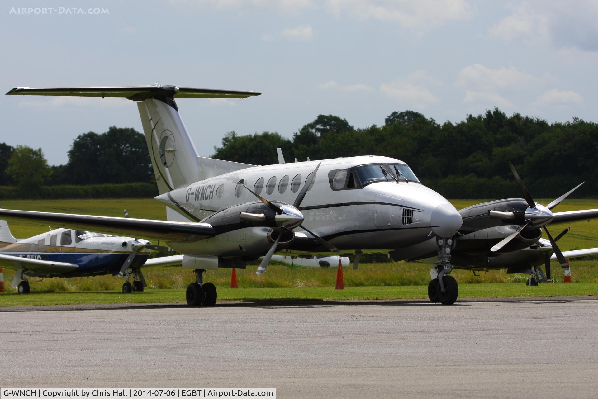 G-WNCH, 1986 Beech B200 Super King Air King Air C/N BB-1259, bringing race fans to the British F1 Grand Prix at Silverstone