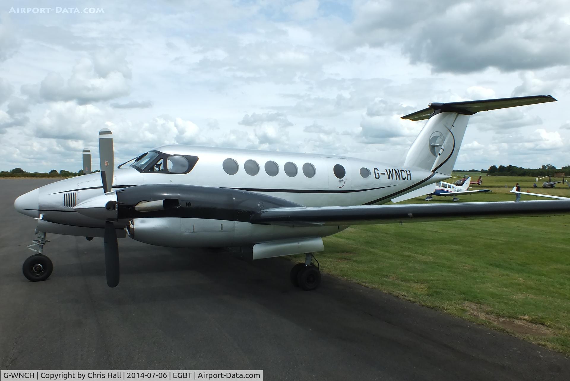 G-WNCH, 1986 Beech B200 Super King Air King Air C/N BB-1259, bringing race fans to the British F1 Grand Prix at Silverstone