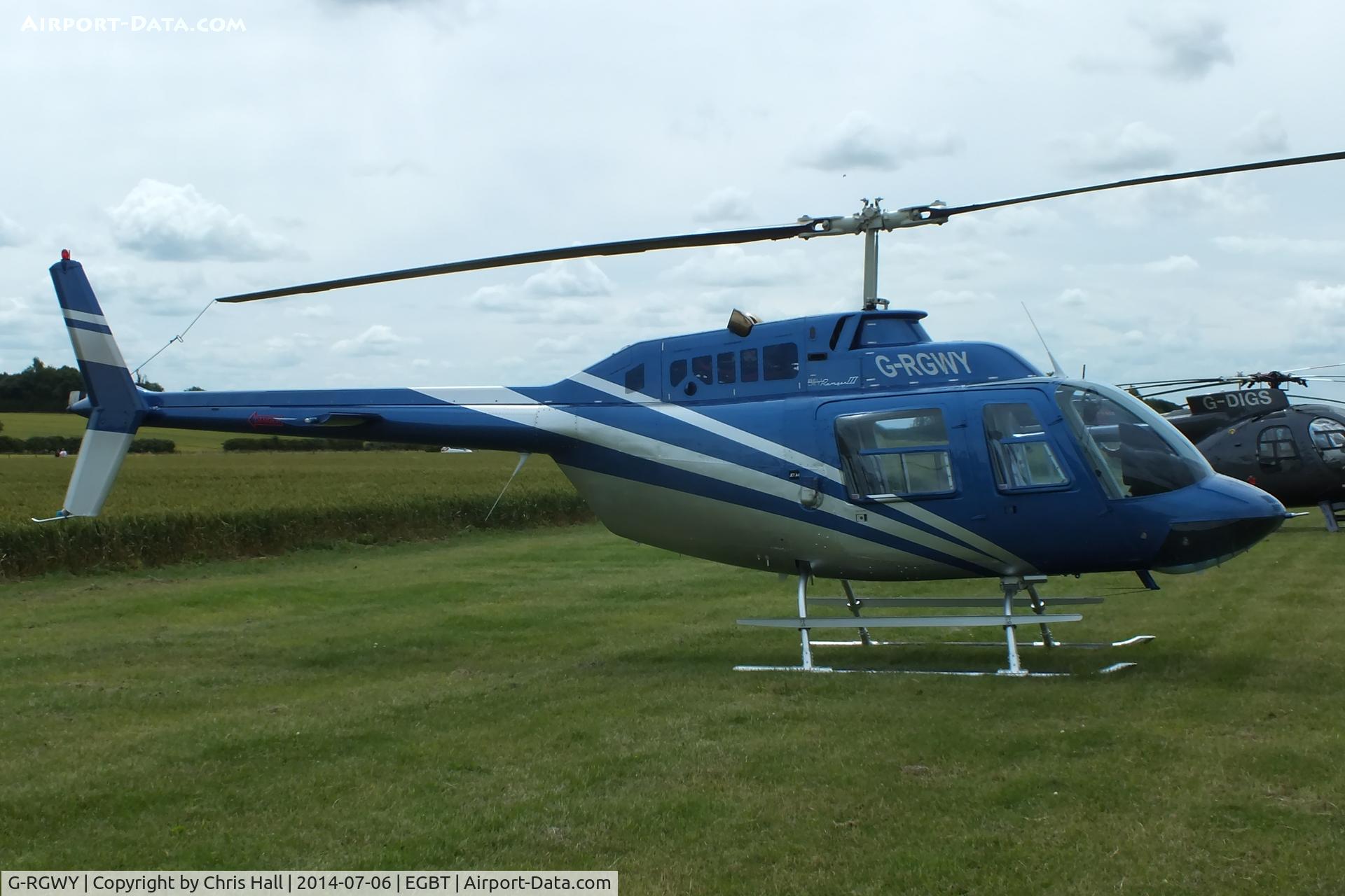 G-RGWY, 1980 Bell 206B JetRanger III C/N 3035, ferrying race fans to the British F1 Grand Prix at Silverstone