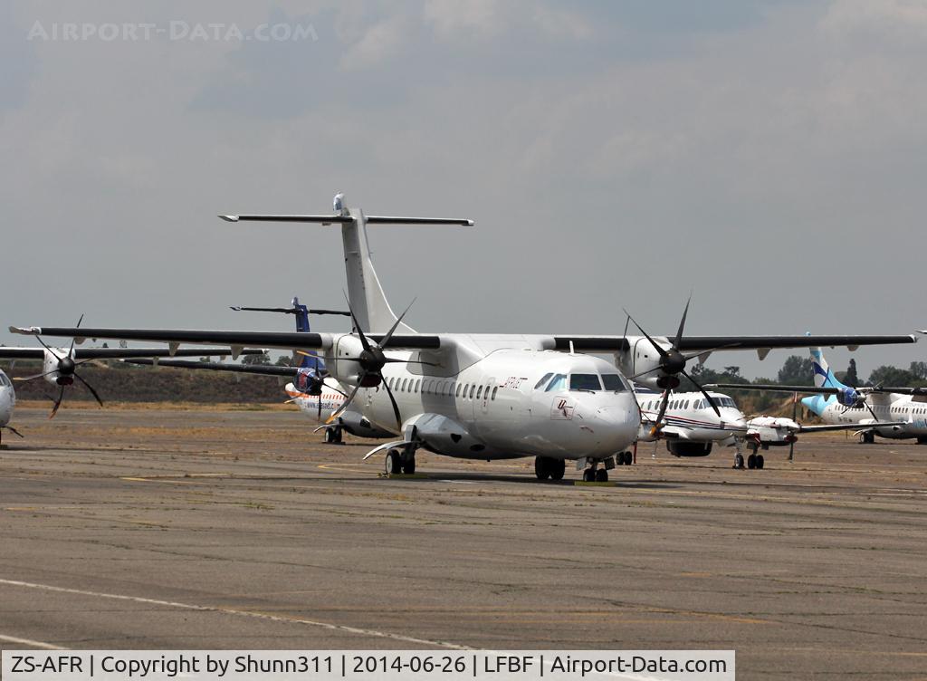 ZS-AFR, 2006 ATR 42-500 C/N 643, Stored for maintenance @ LFBF and now with titles...