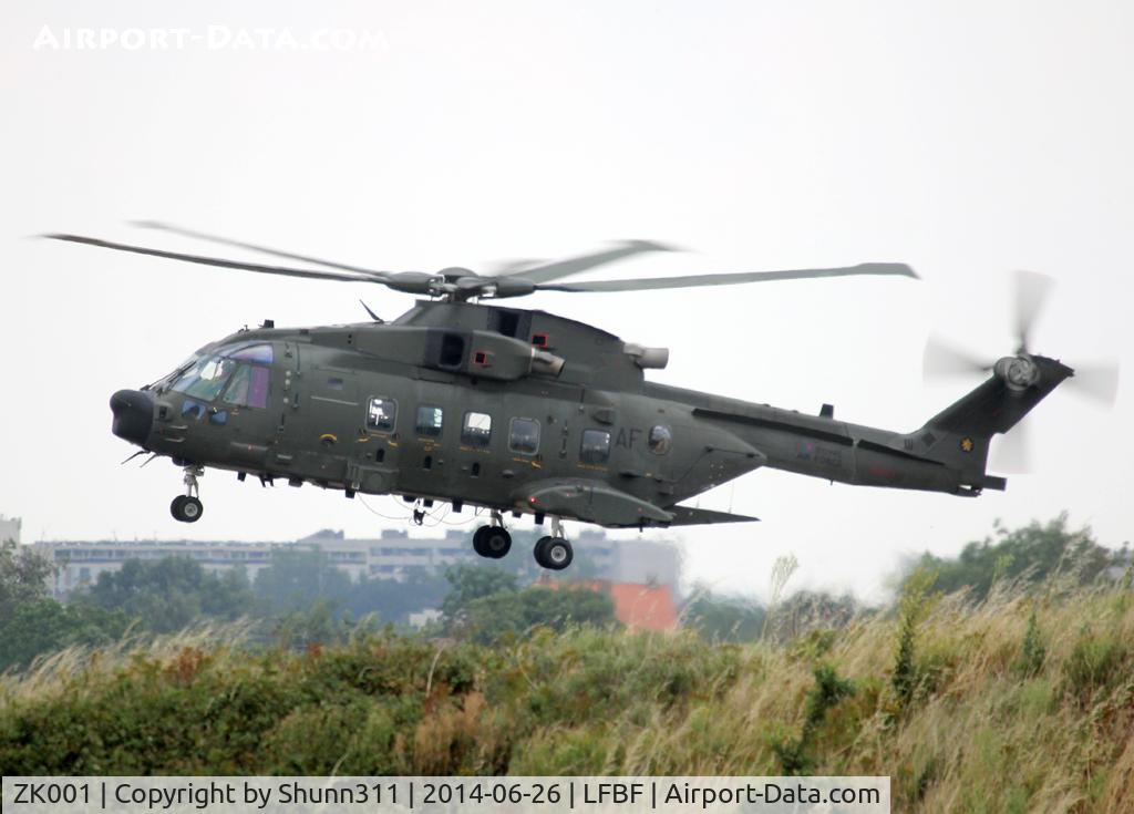 ZK001, 2006 AgustaWestland EH-101 Merlin HC.3A C/N 50160/512011/DEN11, Arriving from exercice with French Army...