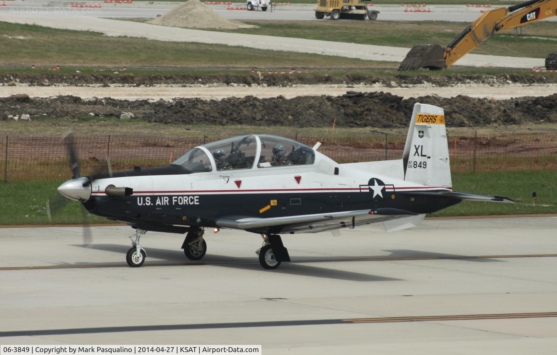 06-3849, 2006 Raytheon T-6A Texan II C/N PT-404, Raytheon T-6A