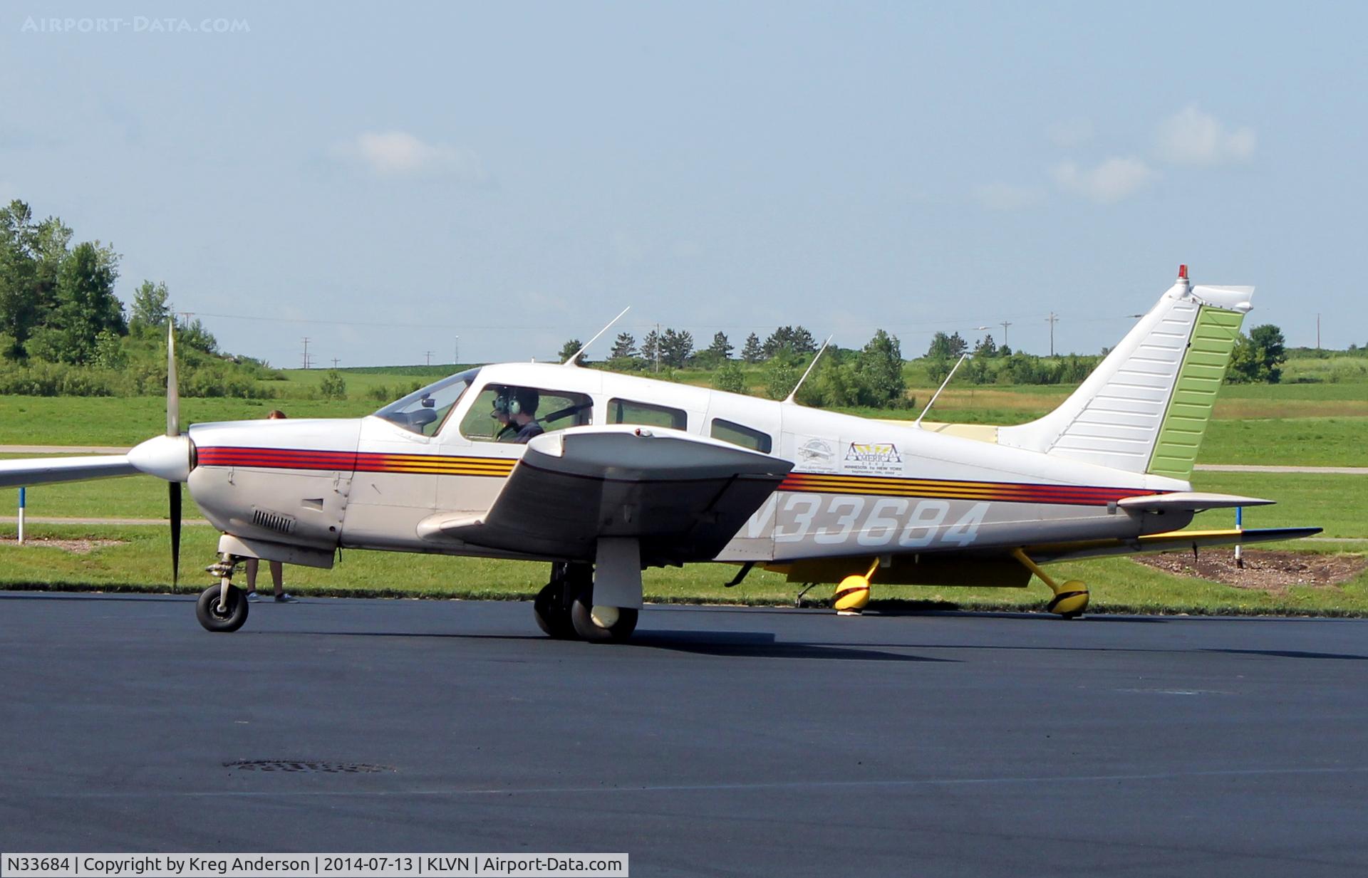 N33684, 1975 Piper PA-28R-200 C/N 28R-7535174, 2014 Airlake Fly-in Breakfast