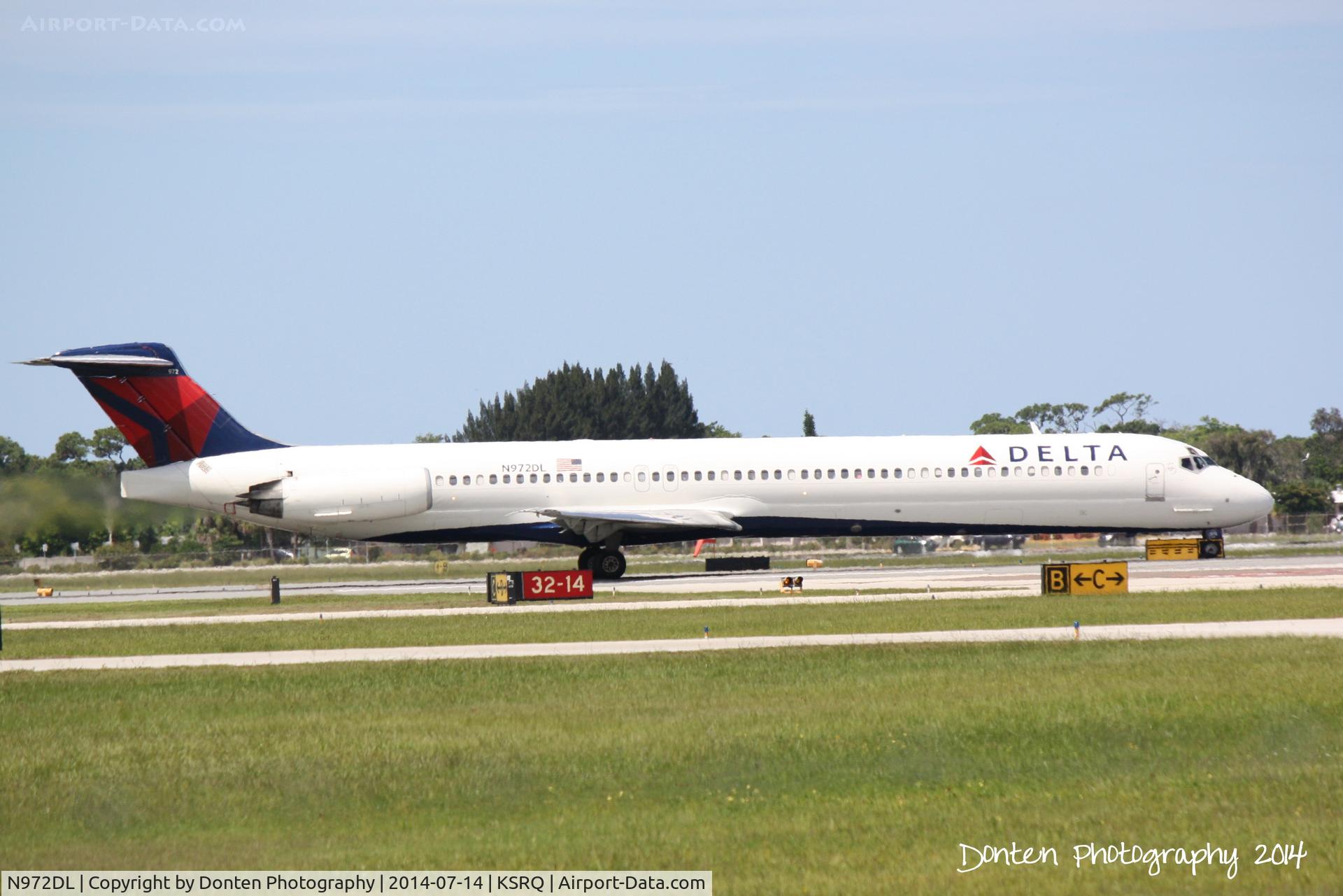 N972DL, 1991 McDonnell Douglas MD-88 C/N 53215, Delta Flight 2298 (N972DL) departs Sarasota-Bradenton International Airport enroute to Hartsfield-Jackson Atlanta International Airport