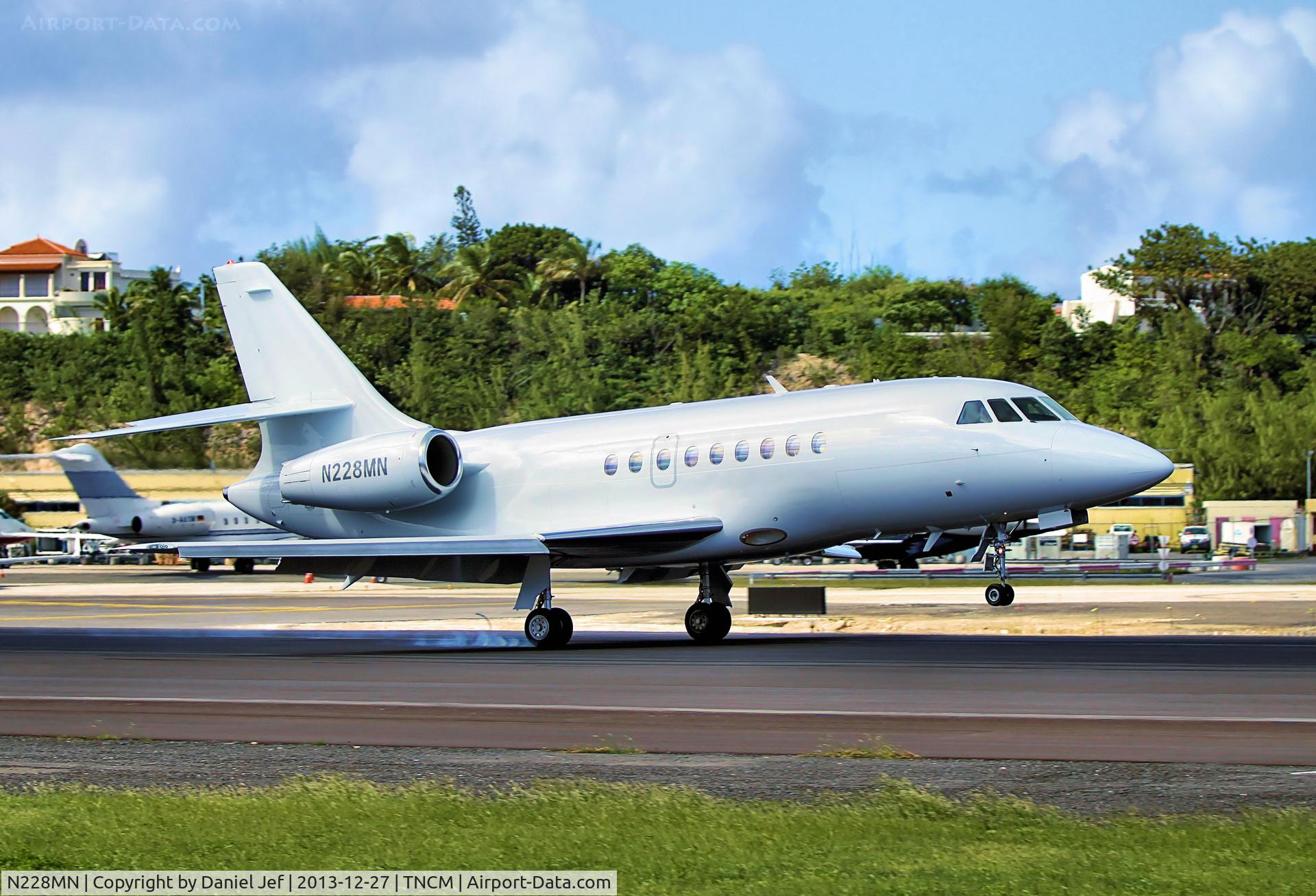 N228MN, 2002 Dassault Falcon 2000 C/N 184, N228MN