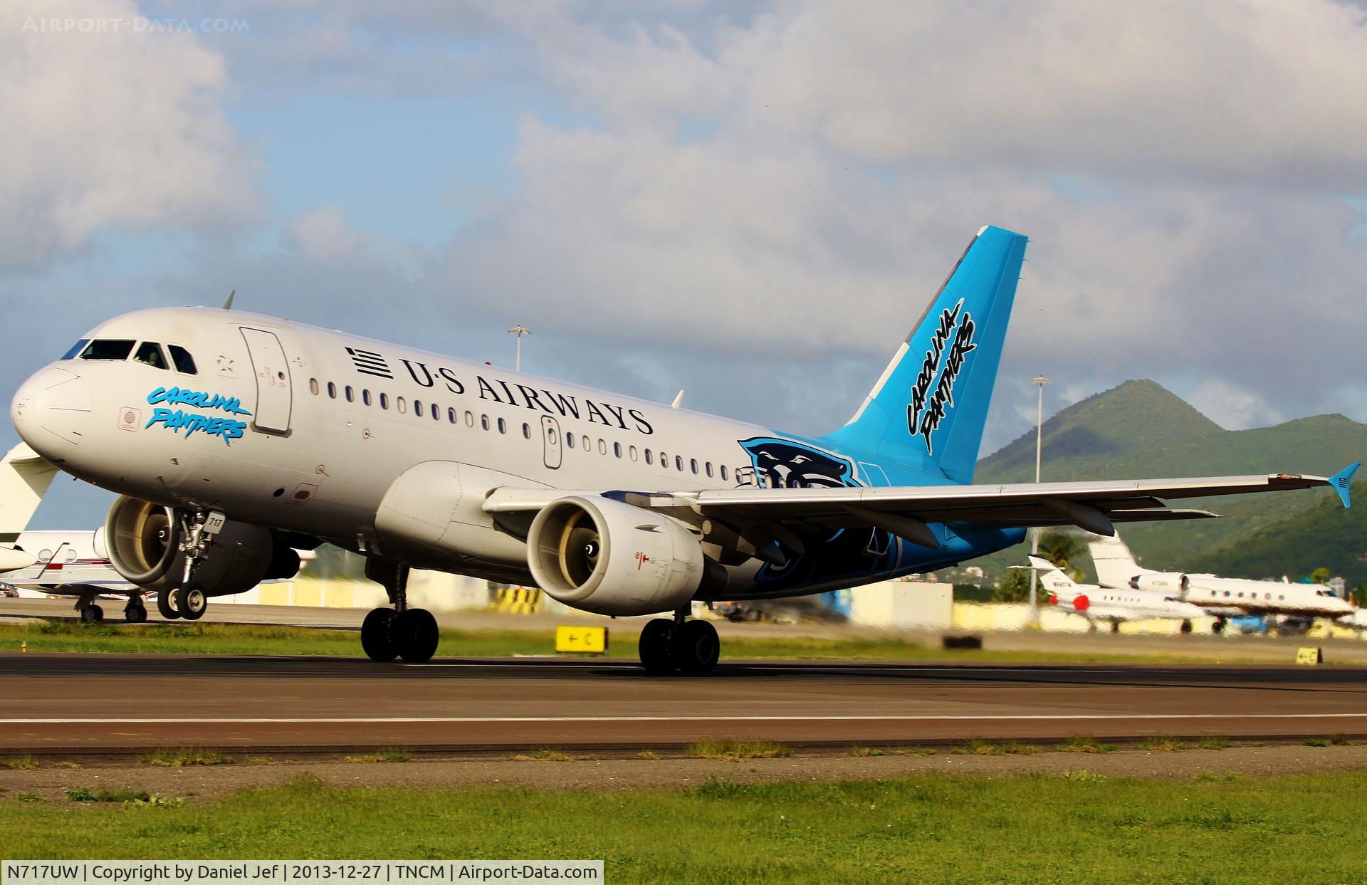 N717UW, 1999 Airbus A319-112 C/N 1069, N717UW
