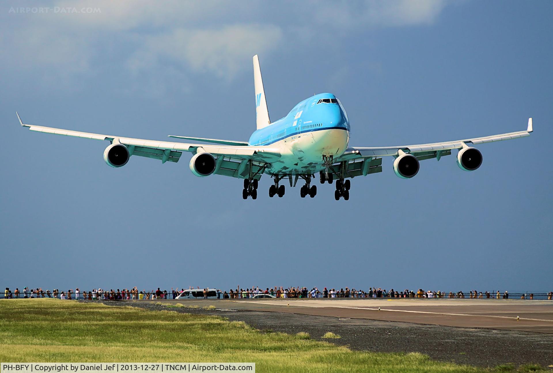 PH-BFY, 2002 Boeing 747-406BC C/N 30455, PH-BFY