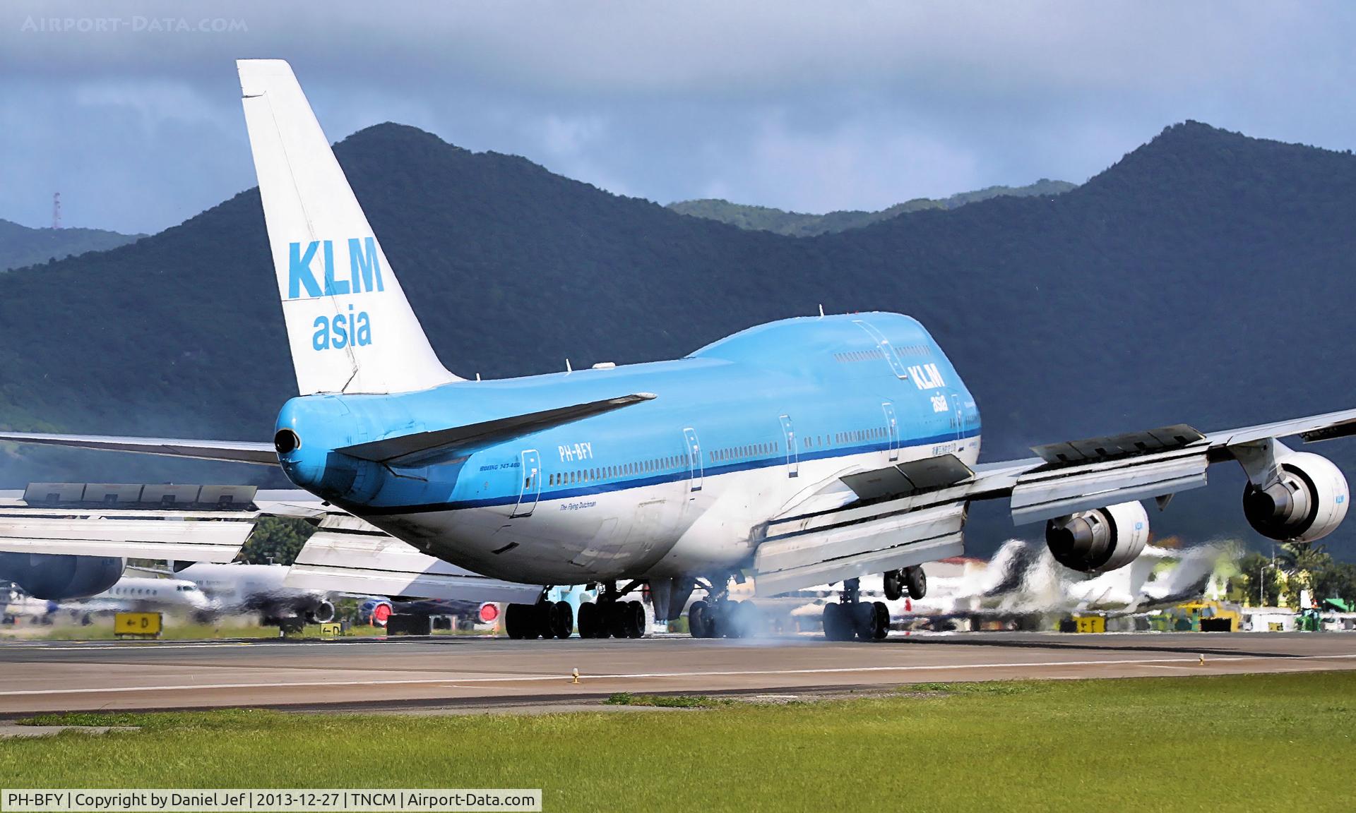 PH-BFY, 2002 Boeing 747-406BC C/N 30455, PH-BFY