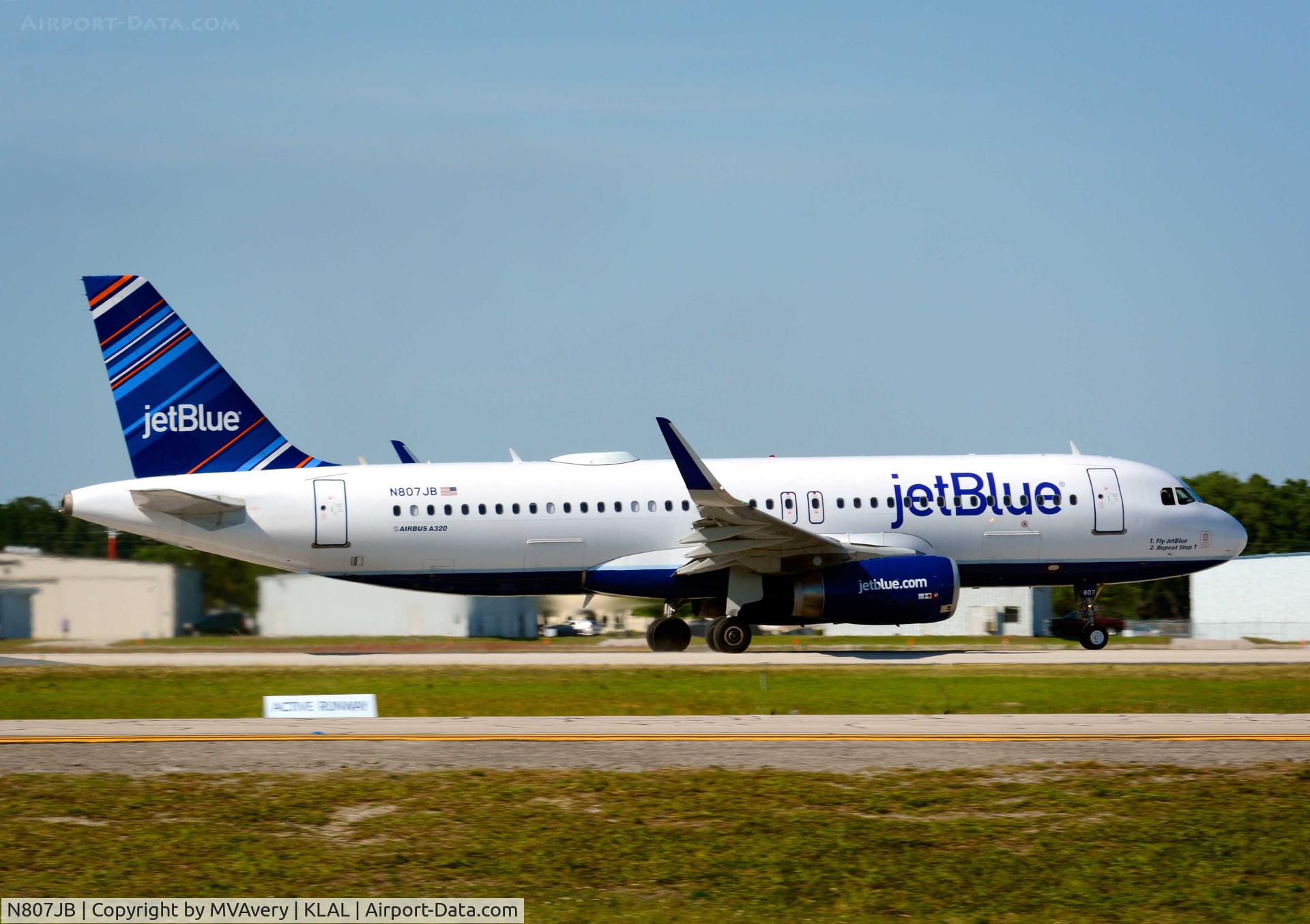 N807JB, 2012 Airbus A320-232 C/N 5312, 2014 Sun n Fun