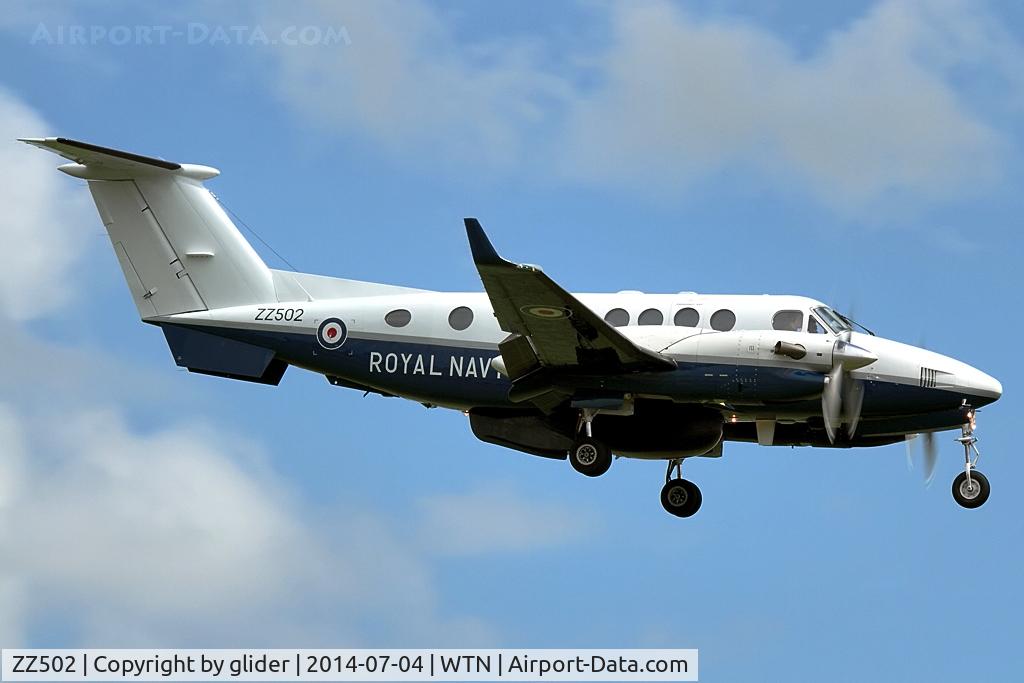 ZZ502, 2008 Hawker Beechcraft B350CER Avenger T1 C/N FL629, finals