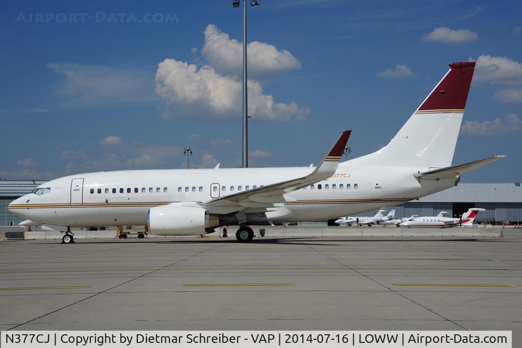 N377CJ, 2000 Boeing 737-73Q C/N 30789, Boeing 737-700