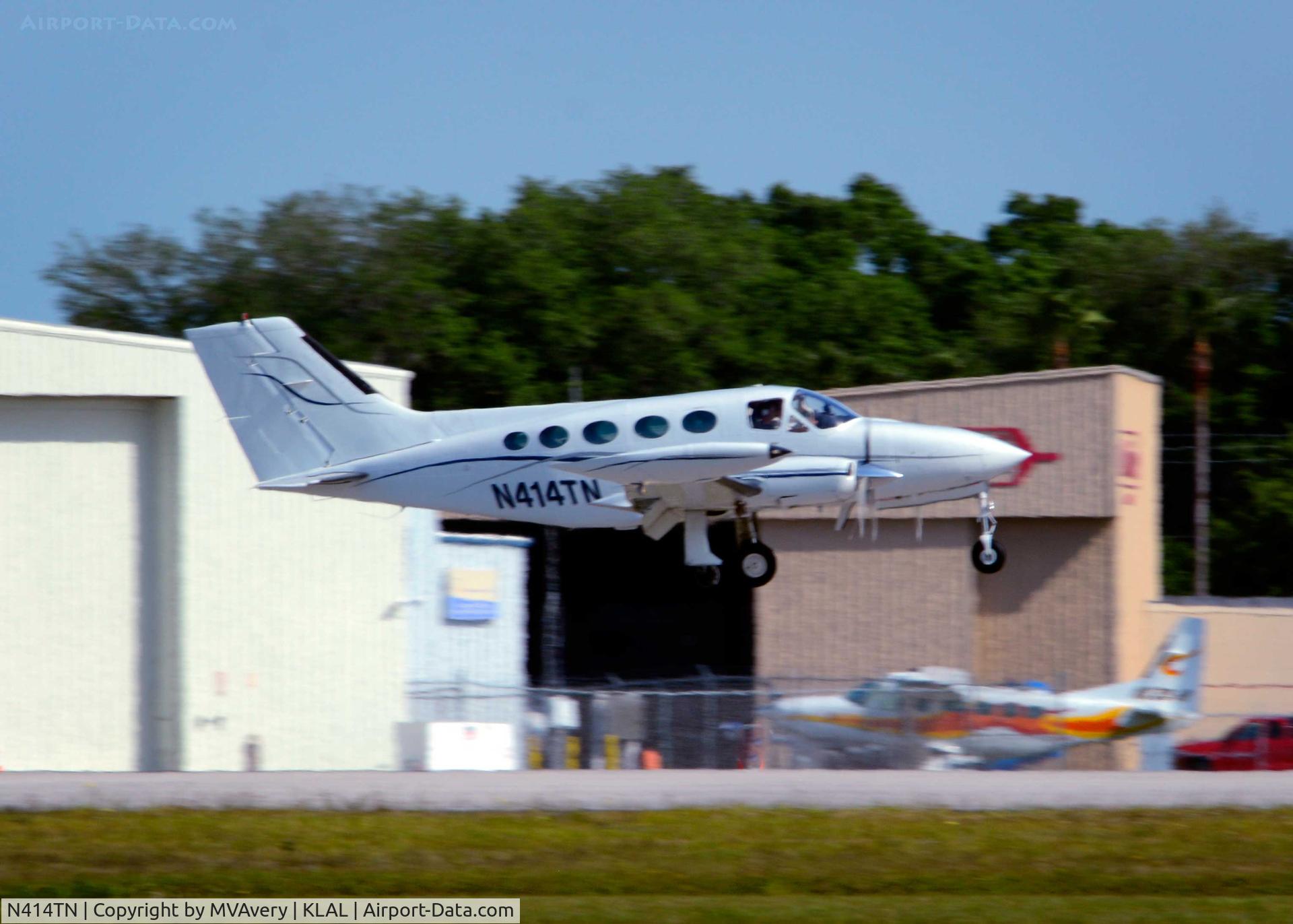 N414TN, 1974 Cessna 414 Chancellor C/N 414-0491, 2014 - Sun n Fun
