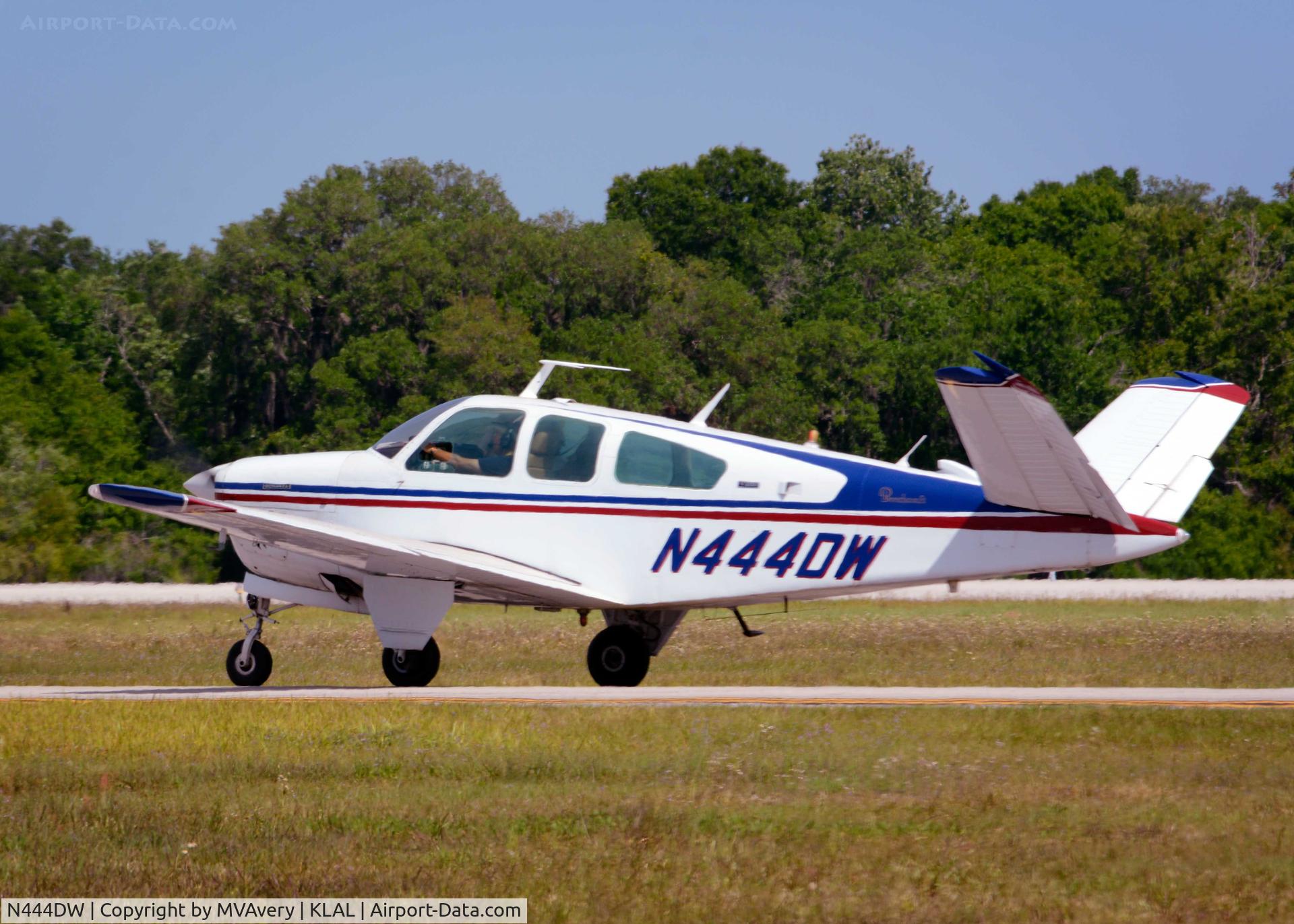 N444DW, 1972 Beech V35B Bonanza C/N D-9416, 2014 Sun n Fun