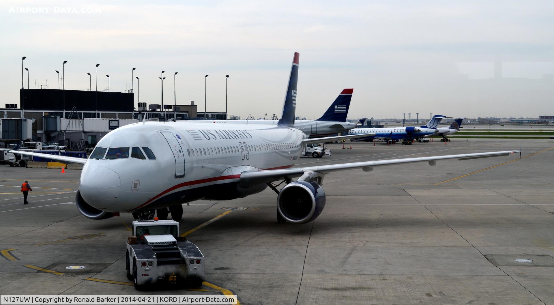 N127UW, 2010 Airbus A320-214 C/N 4202, Pushback O'Hare