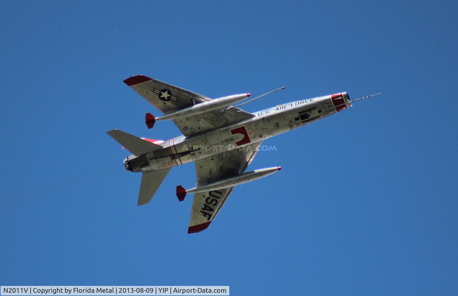 N2011V, 1958 North American F-100F Super Sabre C/N 243-224, F-100F