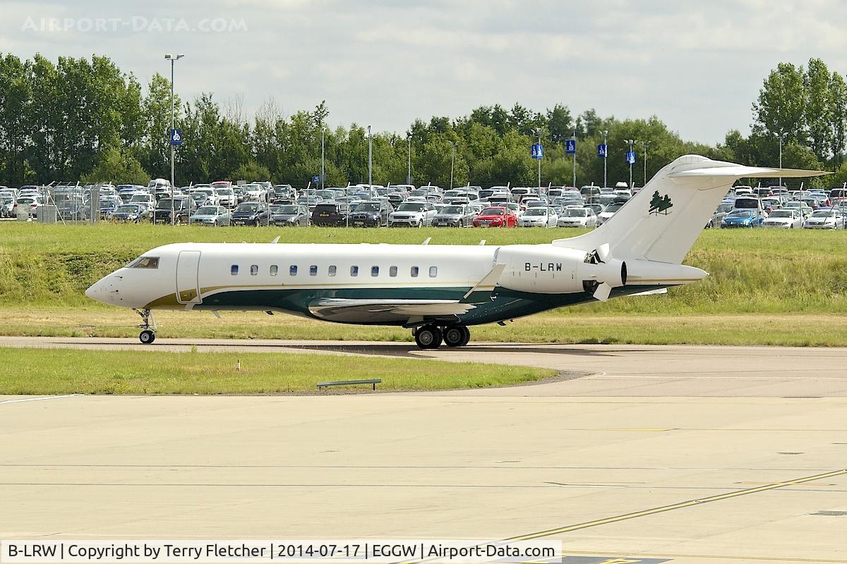 B-LRW, 2008 Bombardier BD-700-1A11 Global 5000 C/N 9315, 2008 Bombardier BD-700-1A11, c/n: 9315 at Luton