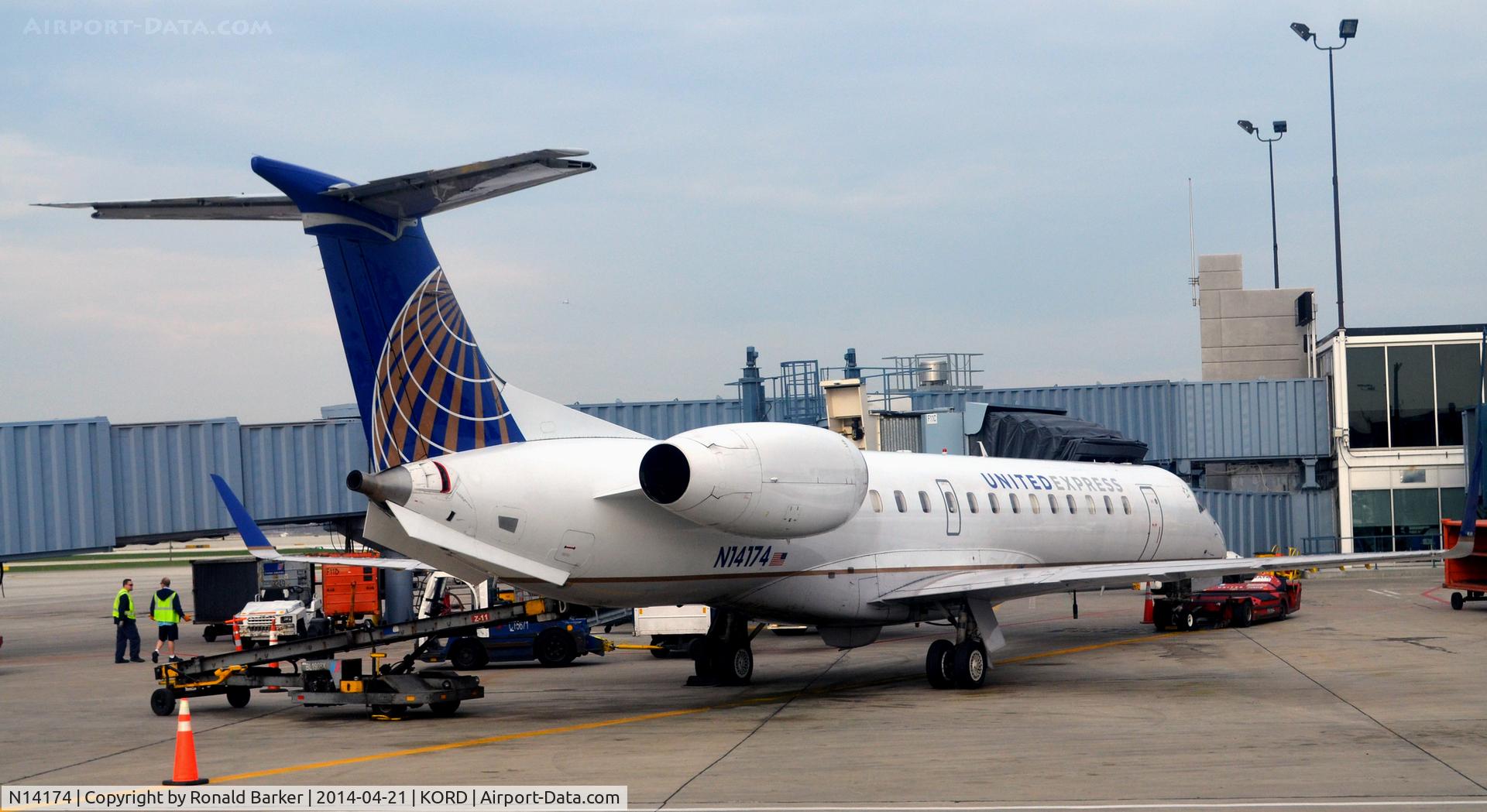N14174, 2004 Embraer ERJ-145XR (EMB-145XR) C/N 14500876, Pushback O'Hare