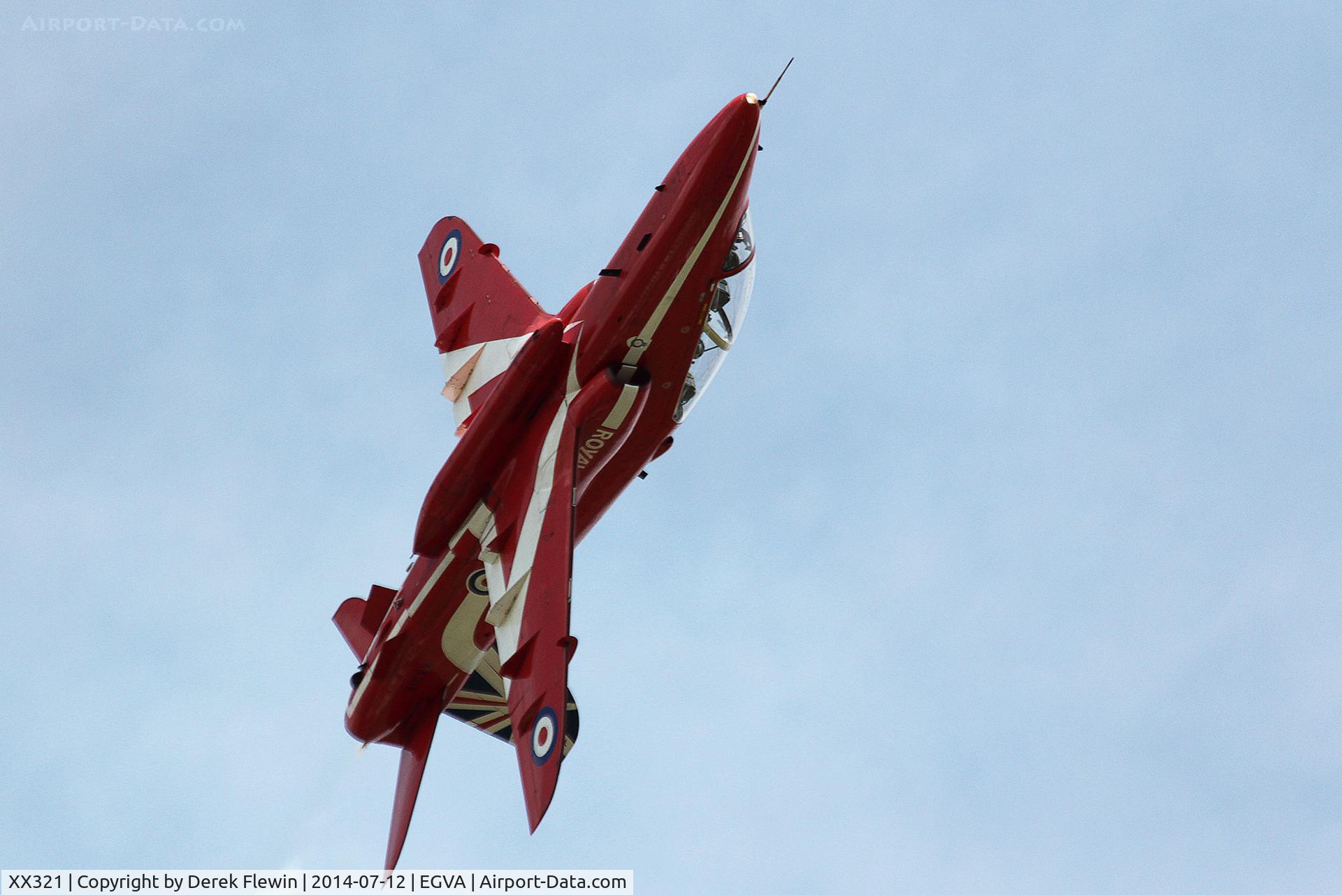 XX321, 1980 Hawker Siddeley Hawk T.1A C/N 164/312146, RIAT 2014, Hawk T.1A, flown by, Syncro leader, Flt Lt James McMillan, Red6, Seen overflying the Domestic Site at RAF Fairford.