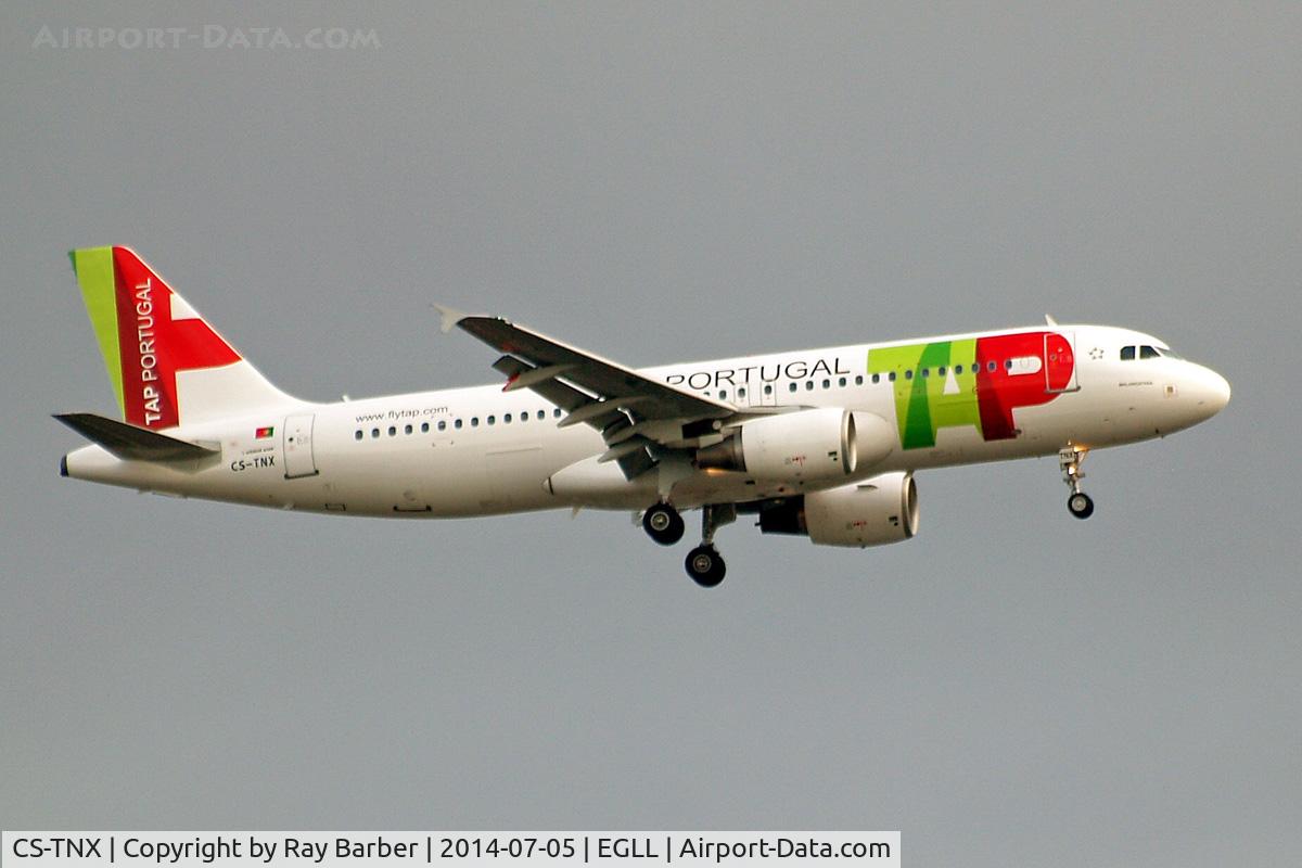 CS-TNX, 2006 Airbus A320-214 C/N 2822, Airbus A320-214 [2822] (TAP Portugal) Home~G 05/07/2014. On approach 27L.