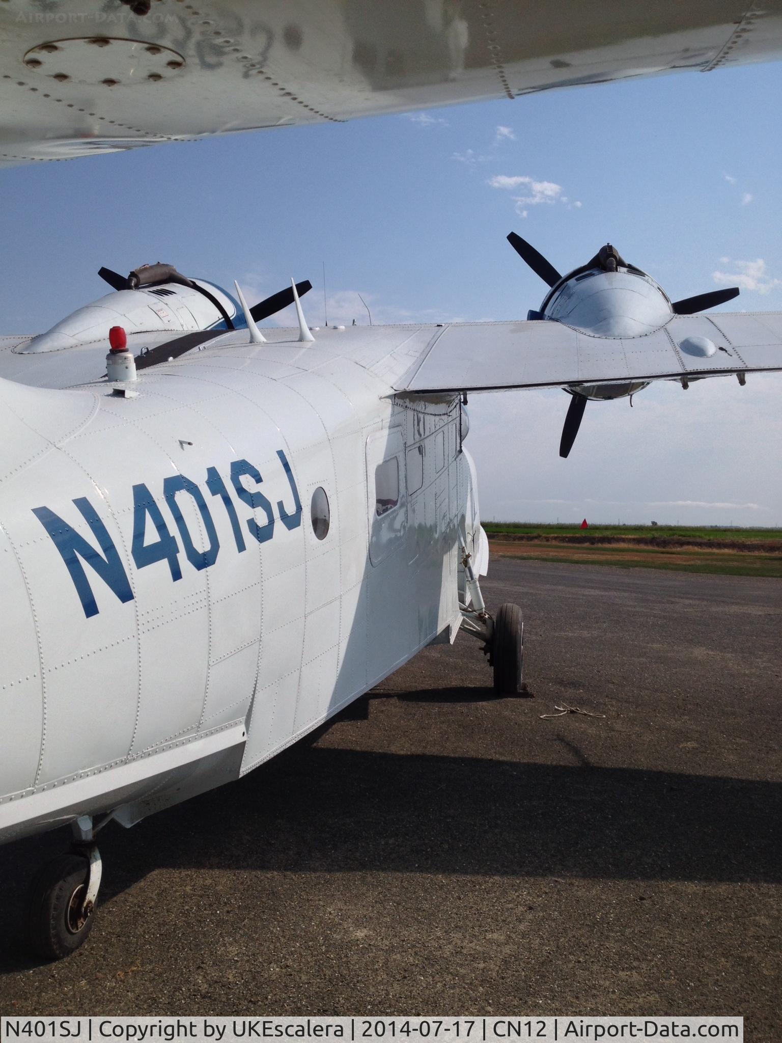 N401SJ, 1943 Grumman G-21A Goose C/N 1168, This goose looks like it just wants to fly south for the winter!