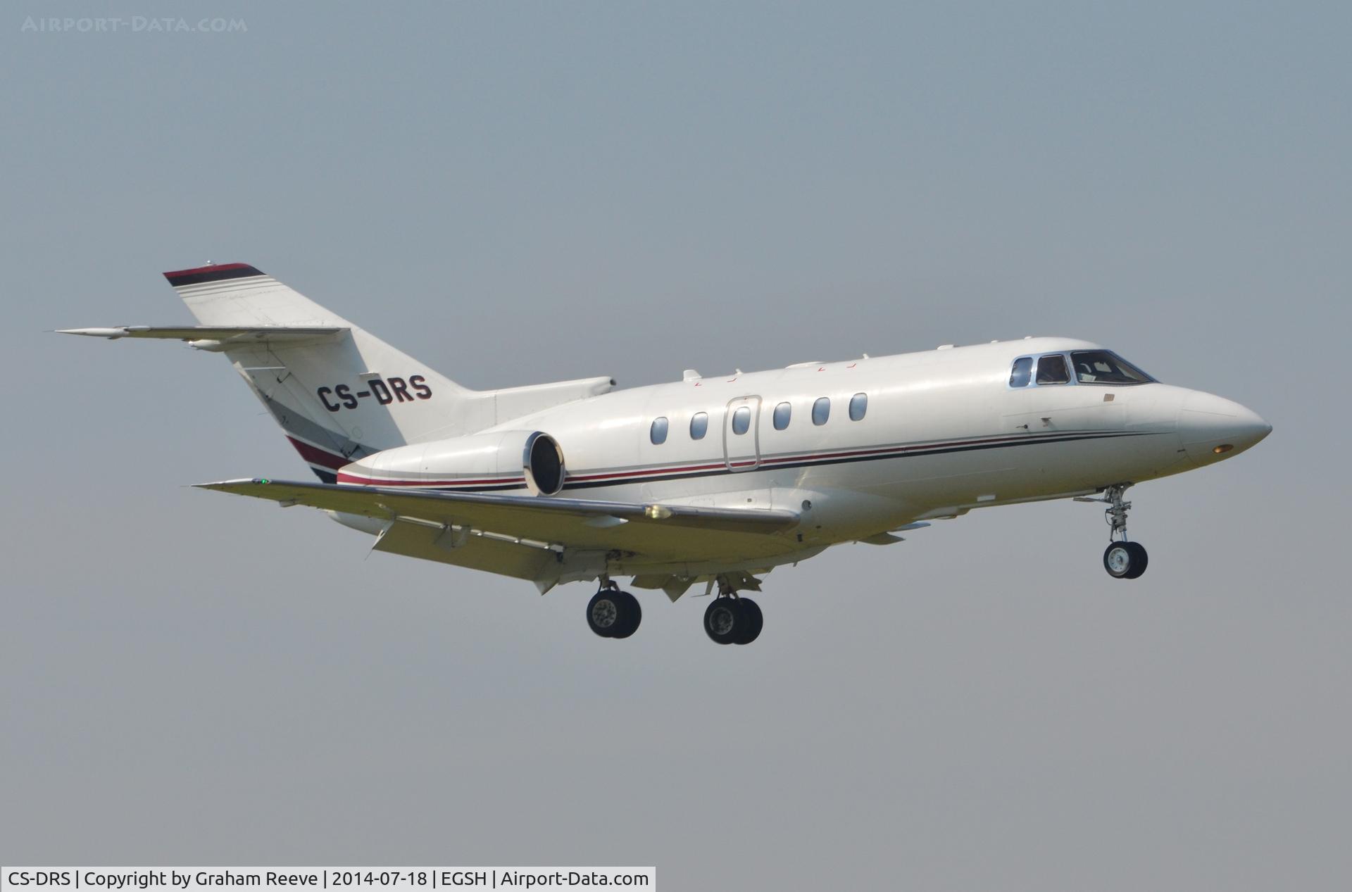 CS-DRS, 2006 Raytheon Hawker 800XP C/N 258795, About to land at Norwich.