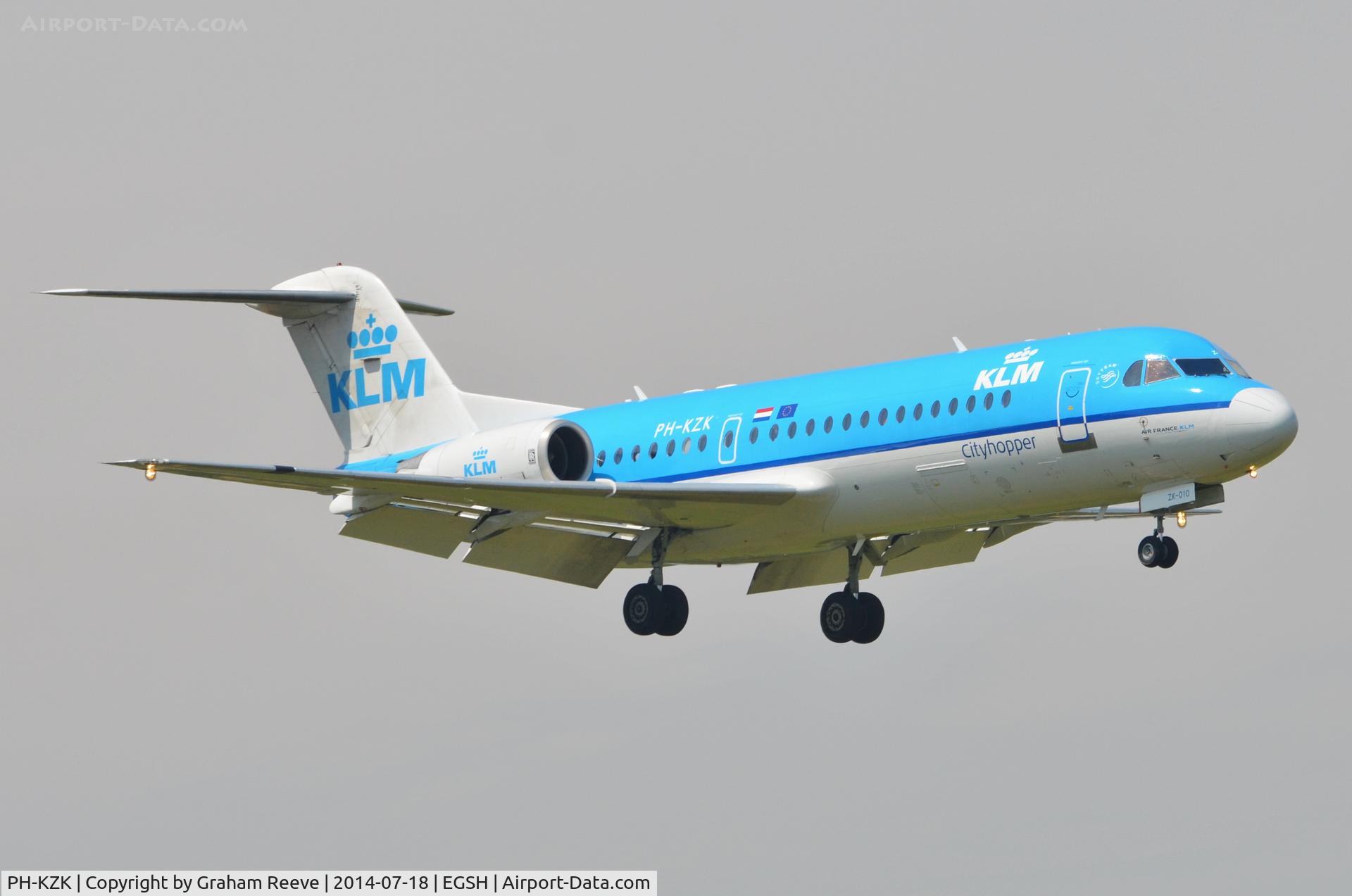 PH-KZK, 1997 Fokker 70 (F-28-0070) C/N 11581, About to land at Norwich.