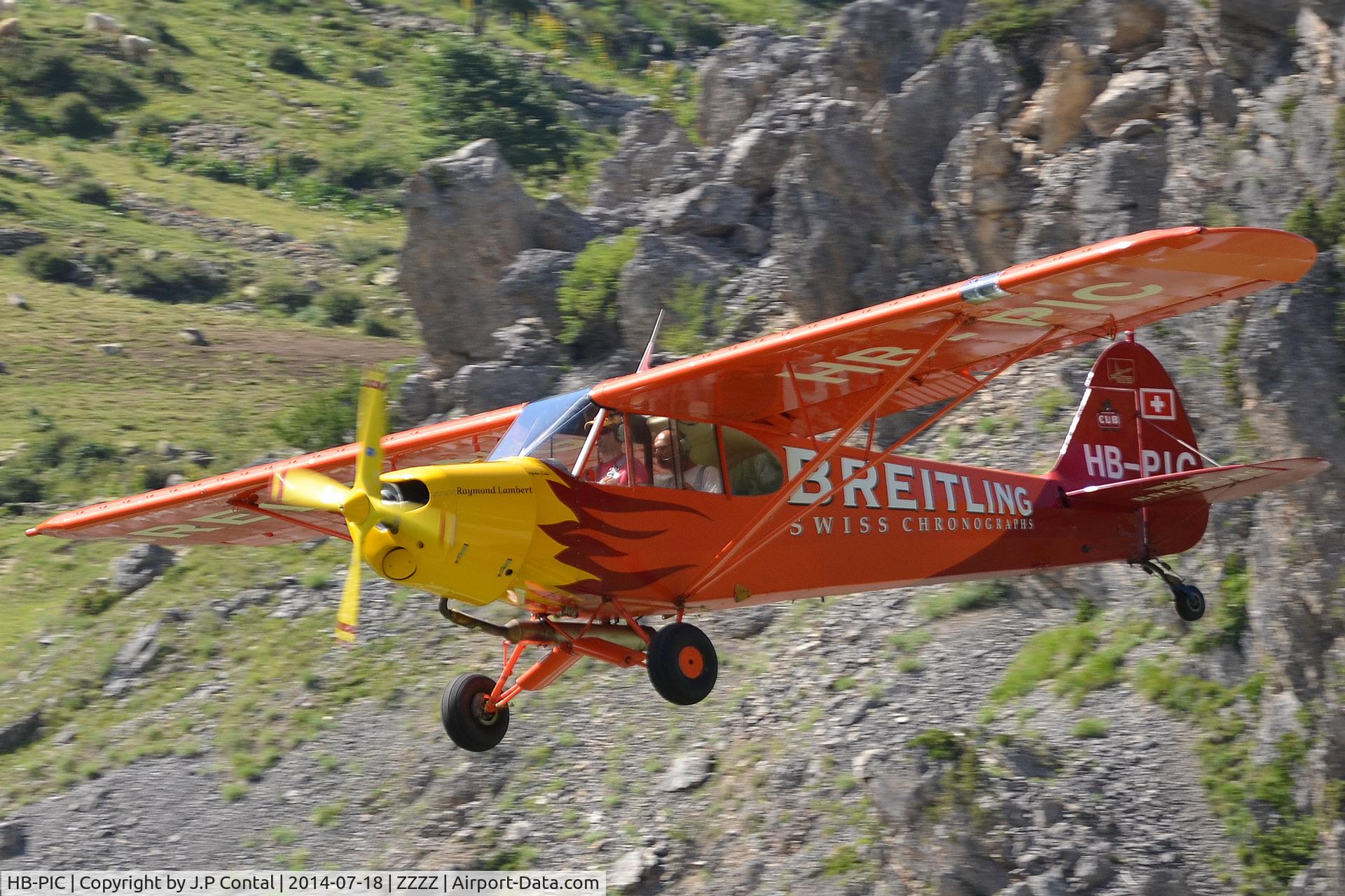 HB-PIC, 1982 Piper PA-18-180M Super Cub C/N 18-8309025, On short final at Valloire/LF7332, France.