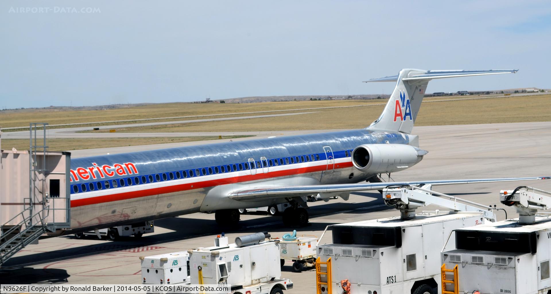 N9626F, 1998 McDonnell Douglas MD-83 (DC-9-83) C/N 53596, The Springs