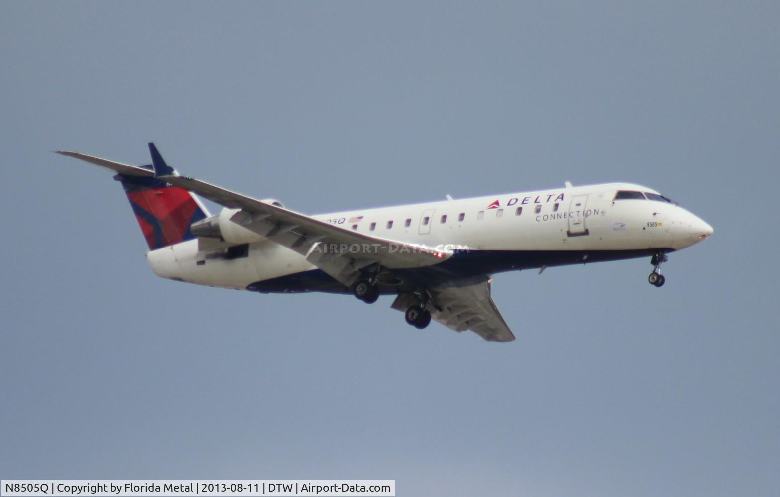 N8505Q, 2001 Bombardier CRJ-200LR (CL-600-2B19) C/N 7505, Delta Connection CRJ-200