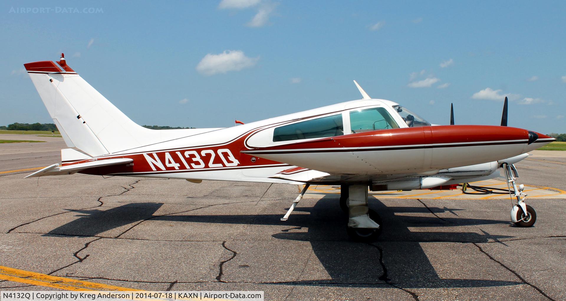 N4132Q, 1967 Cessna 310N C/N 310N-0032, Cessna 310N on the ramp.