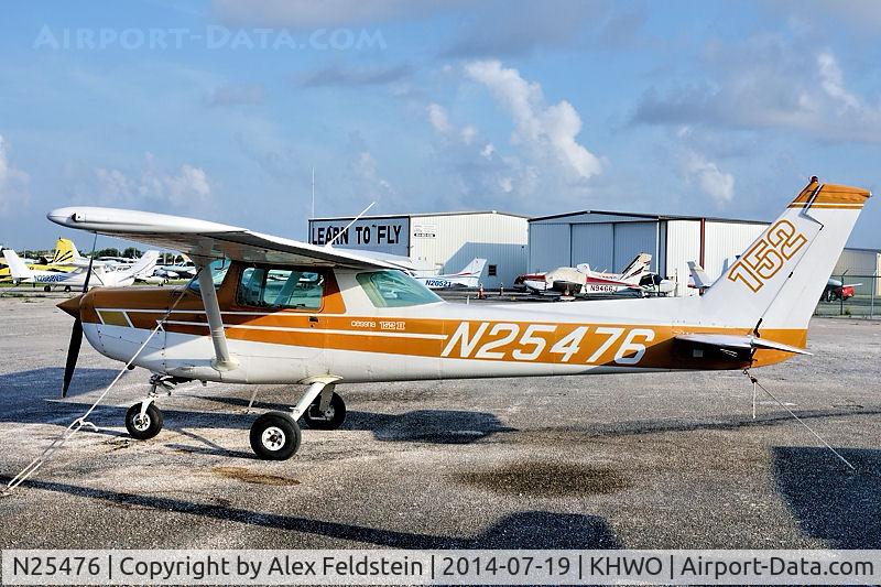 N25476, 1977 Cessna 152 C/N 15280680, North Perry