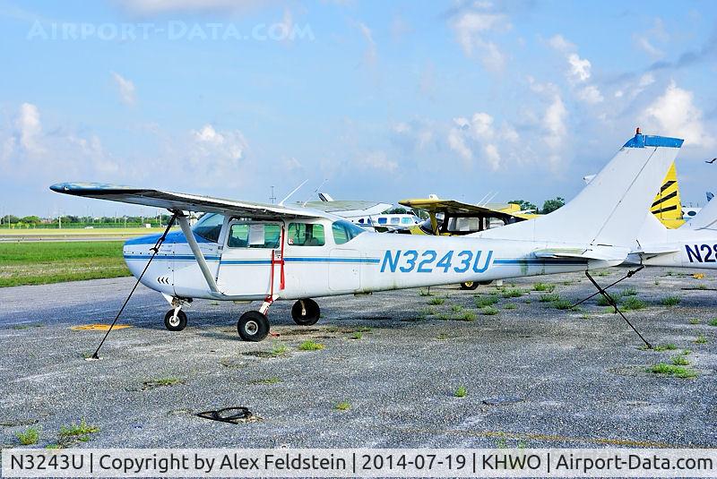 N3243U, 1963 Cessna 182F Skylane C/N 18254643, North Perry