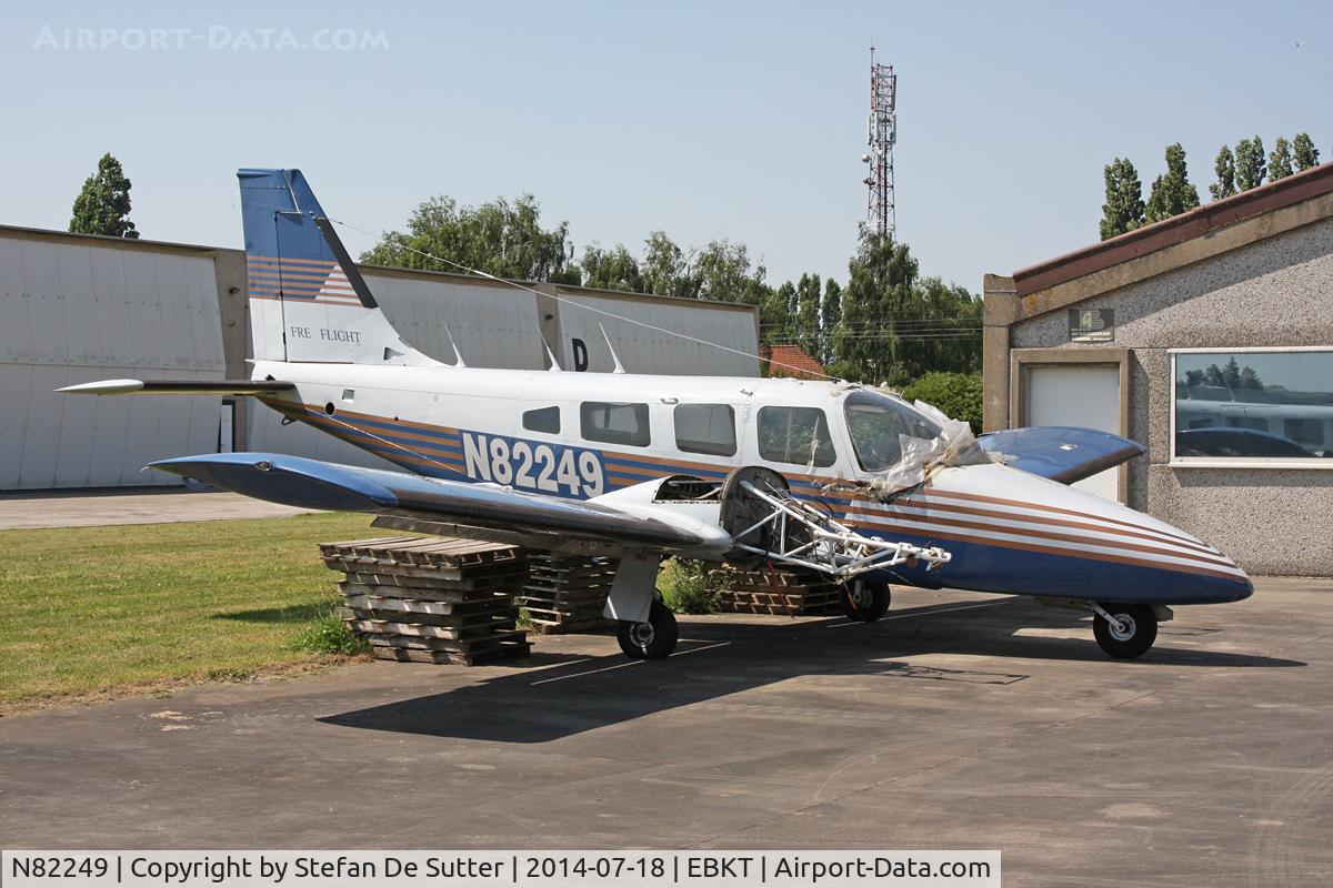 N82249, 1979 Piper PA-34-200T Seneca II C/N 34-7970161, Doesn't look good.